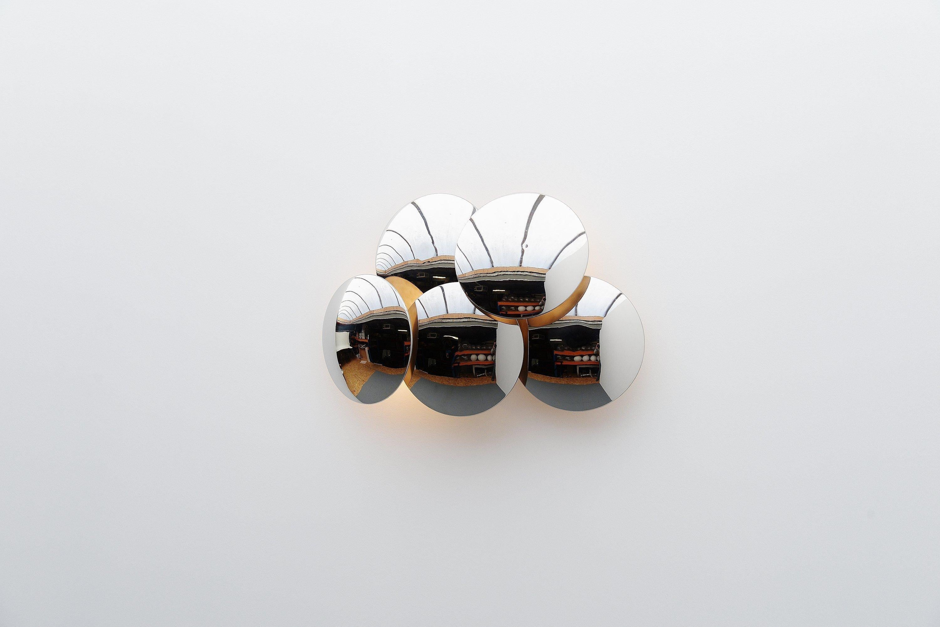 Goffredo Reggiani Convex Disc Wall Lamp, Italy, 1970 In Good Condition In Roosendaal, Noord Brabant