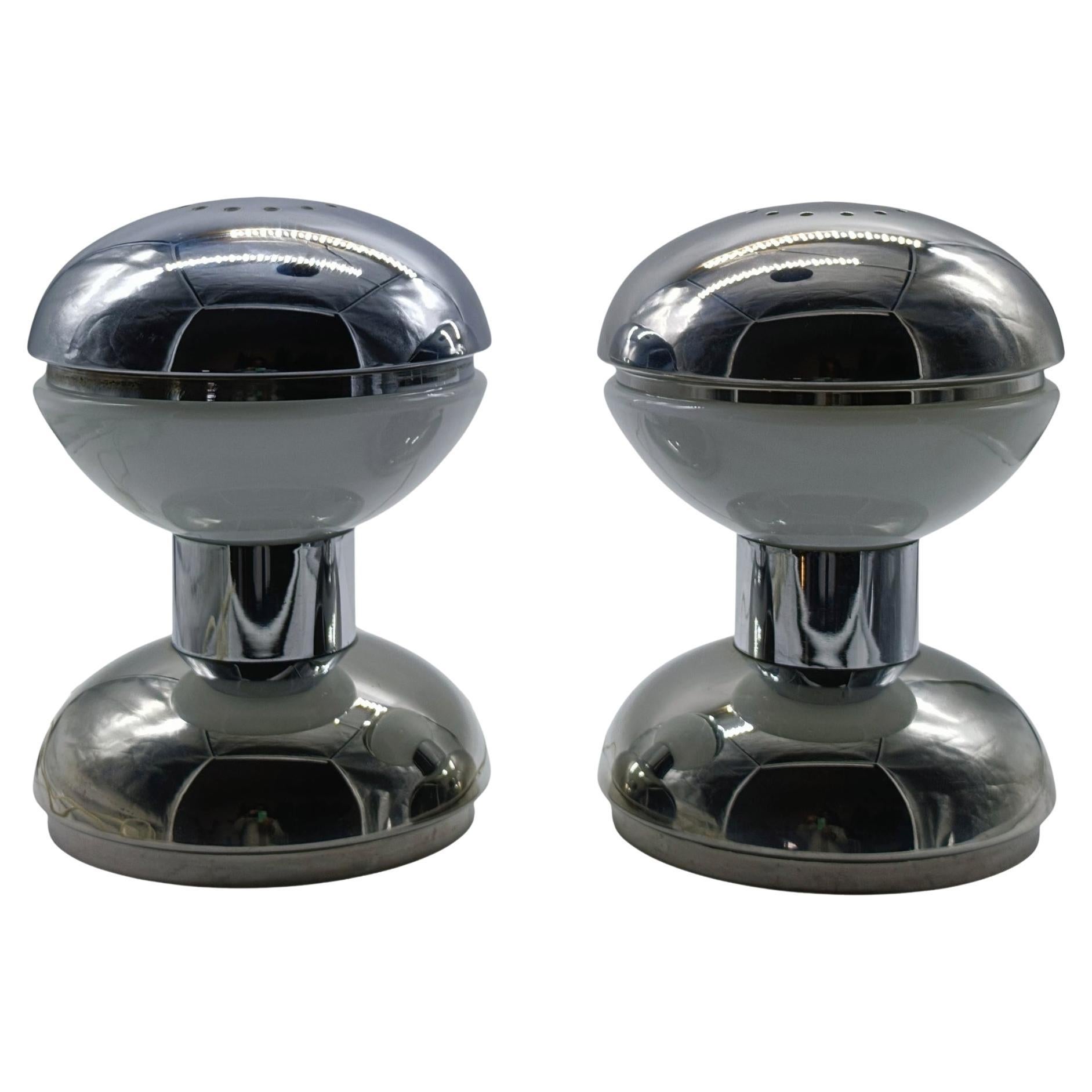 Goffredo Reggiani Pareja de lámparas de mesa Space Age, Italia Años 70 en venta