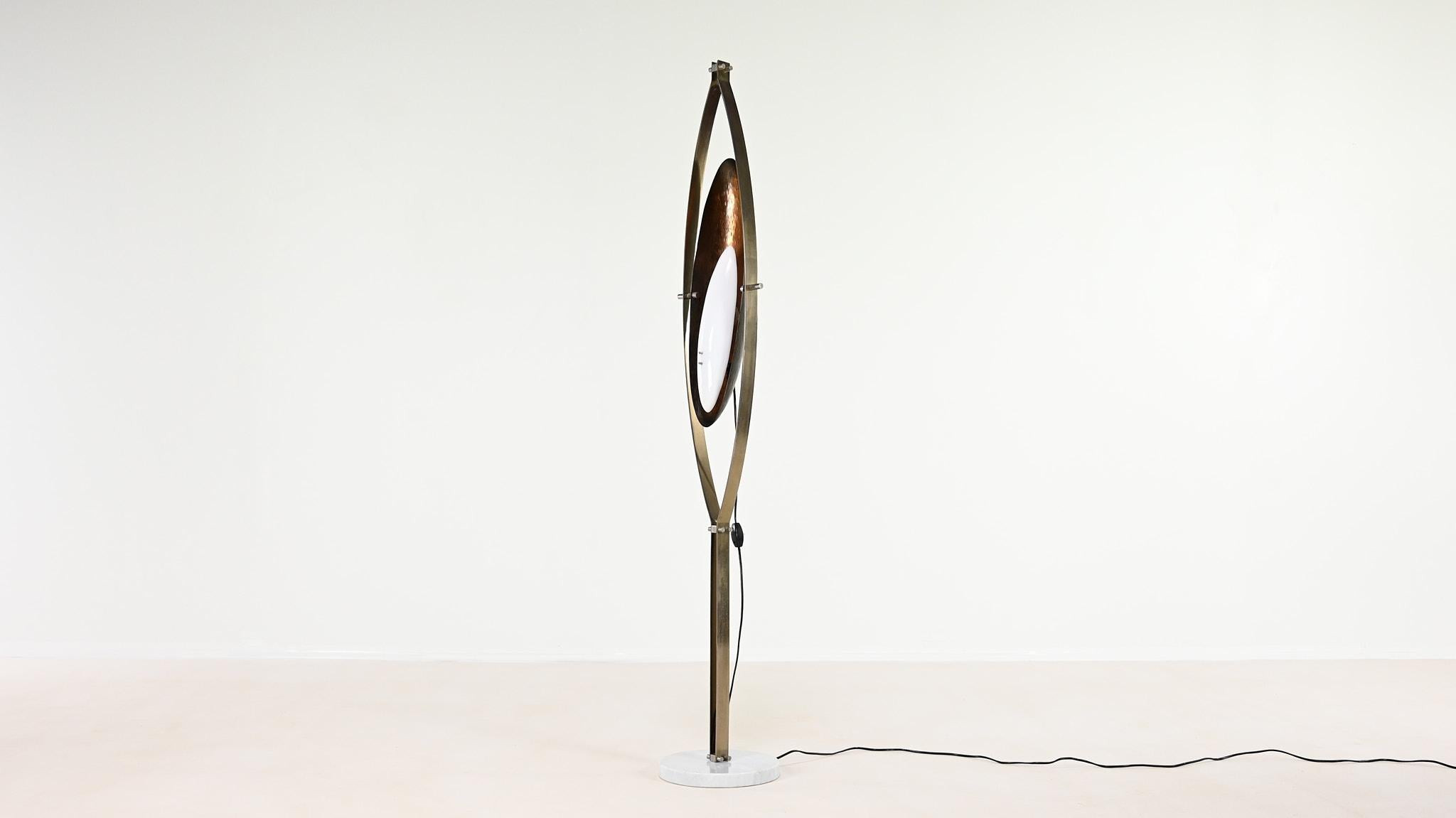 italien Goffredo Reggiani, Lampadaire. Italie, A.C.C. en vente
