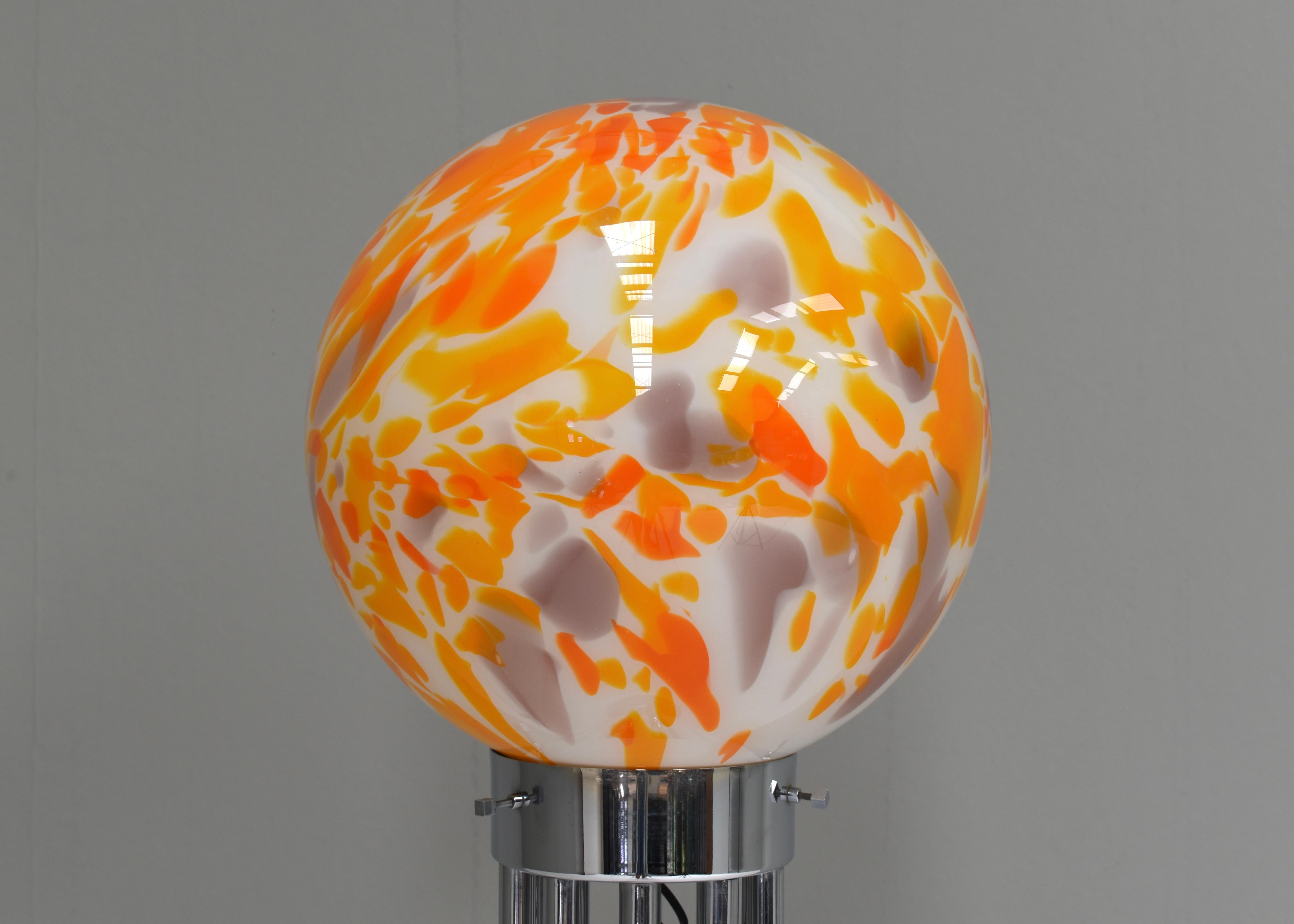 Mid-Century moderno Lampada da terra Goffredo Reggiani Globe in vetro di Murano e marmo  - Italia, anni '70 in vendita