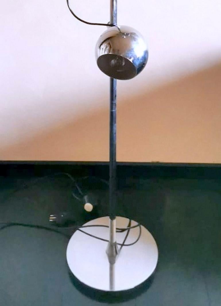 Goffredo Reggiani Italian Designer Floor Lamp Space Age Style in Chromed Metal For Sale 6