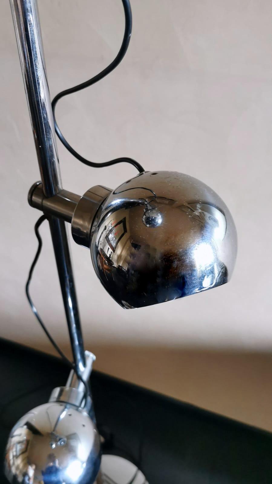 Goffredo Reggiani Italian Designer Floor Lamp Space Age Style in Chromed Metal For Sale 2