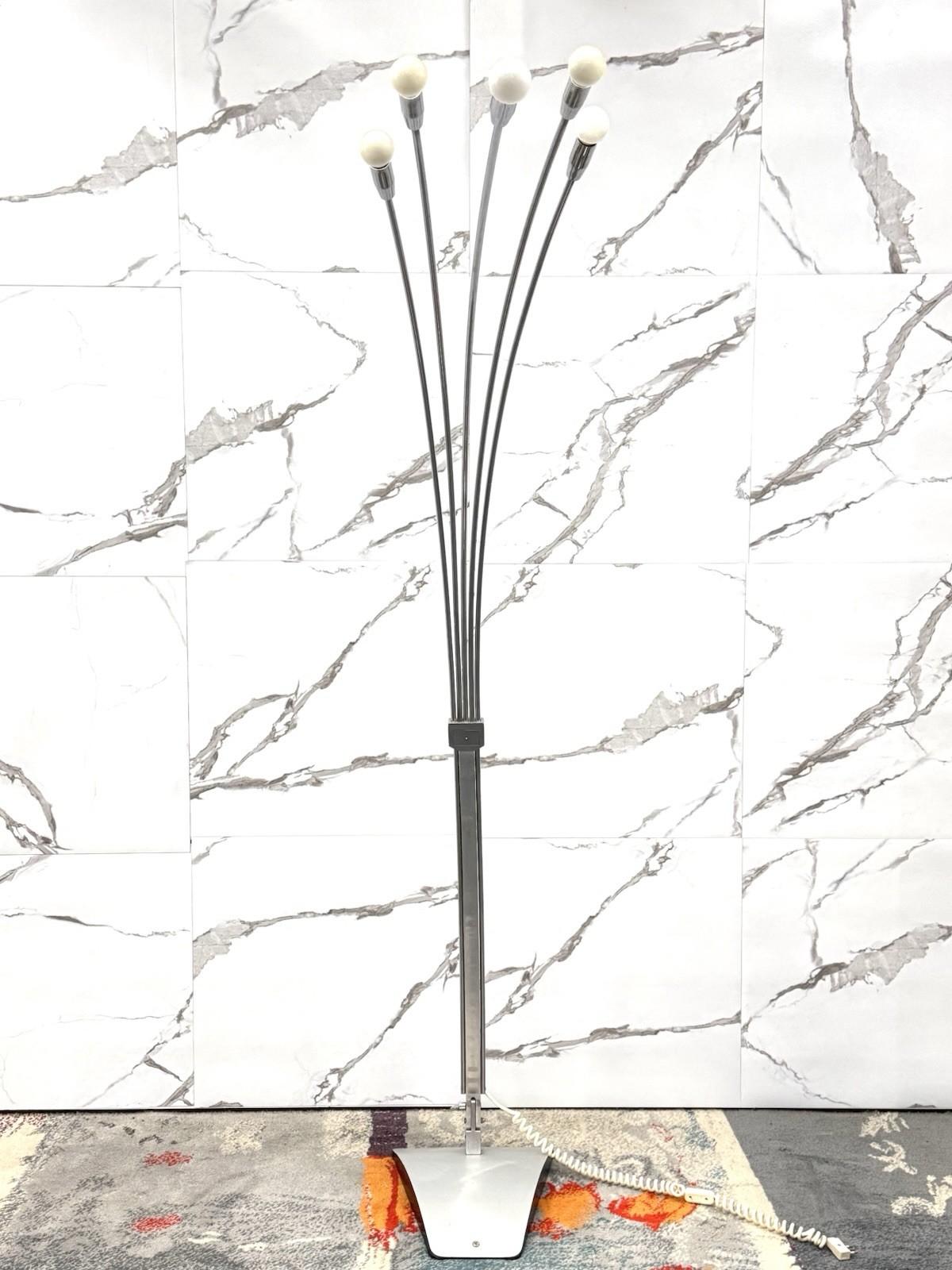 Goffredo Reggiani Lampada Da Pavimento Ad Arco Acciaio Anni ‘70 Design in vendita 1