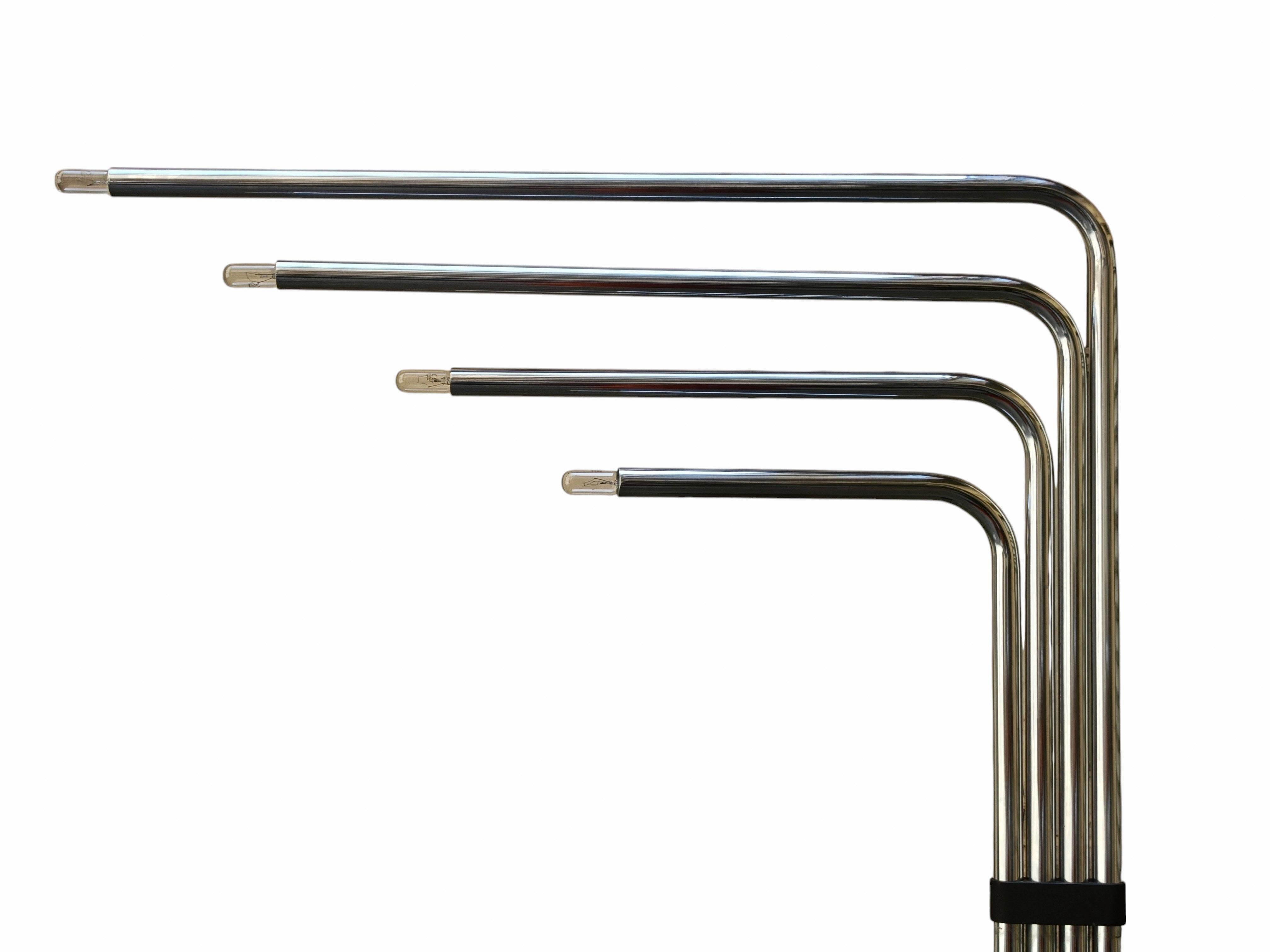 Goffredo Reggiani Lampada da Terra Metallo Cromato con 4 Bracci, Italia 1970s In Good Condition For Sale In Naples, IT