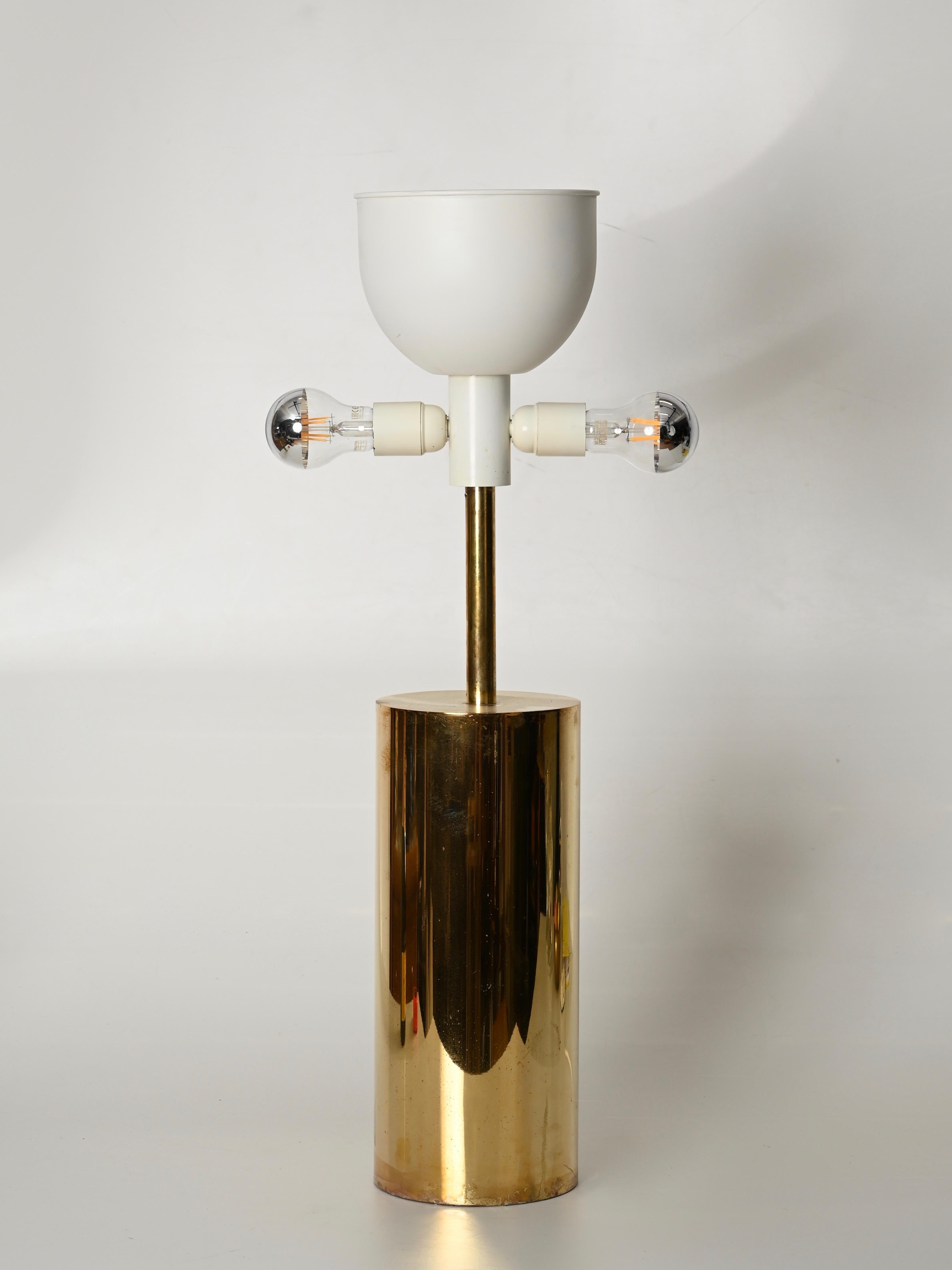 Goffredo Reggiani Large Mid-Century Table Lamp in Brass, Italy 1970s For Sale 4