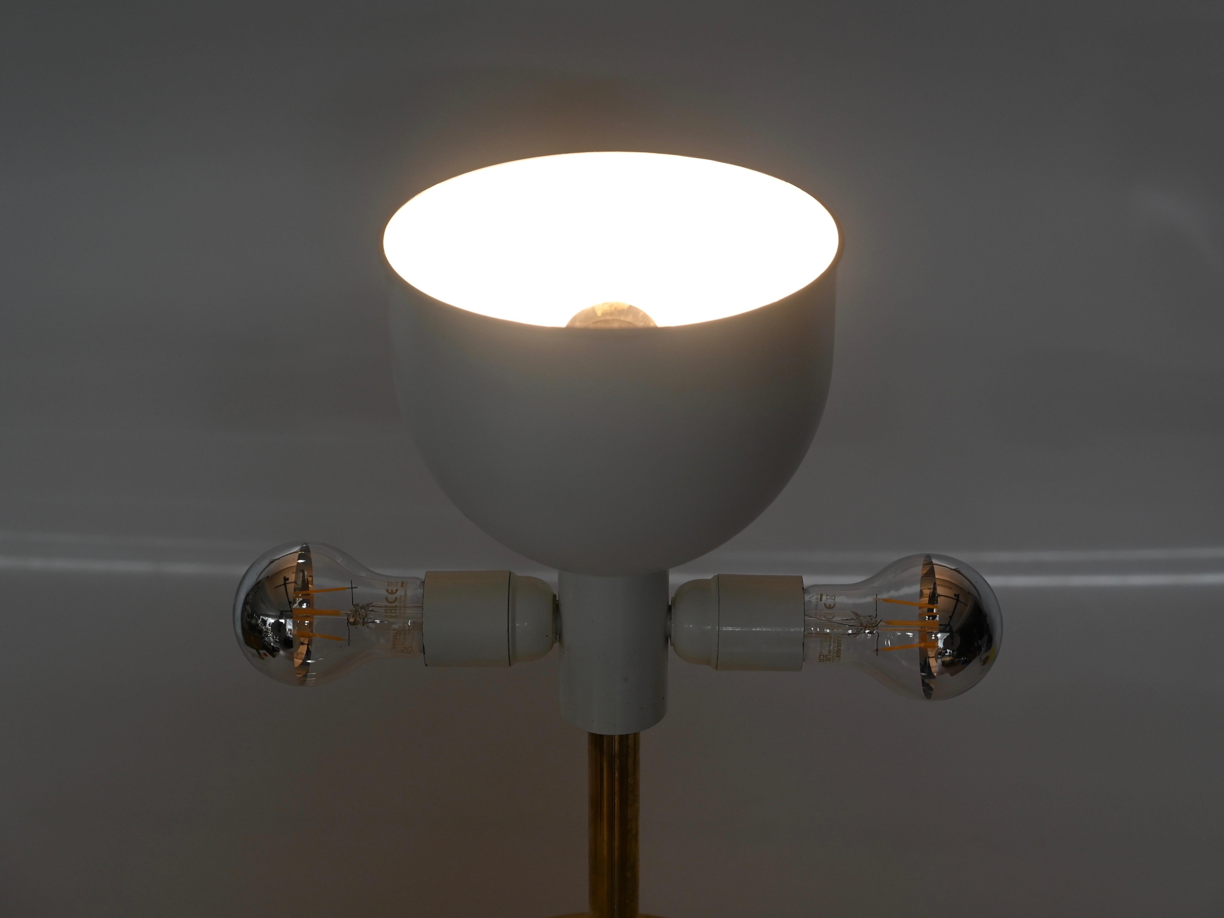 Goffredo Reggiani Large Mid-Century Table Lamp in Brass, Italy 1970s For Sale 5