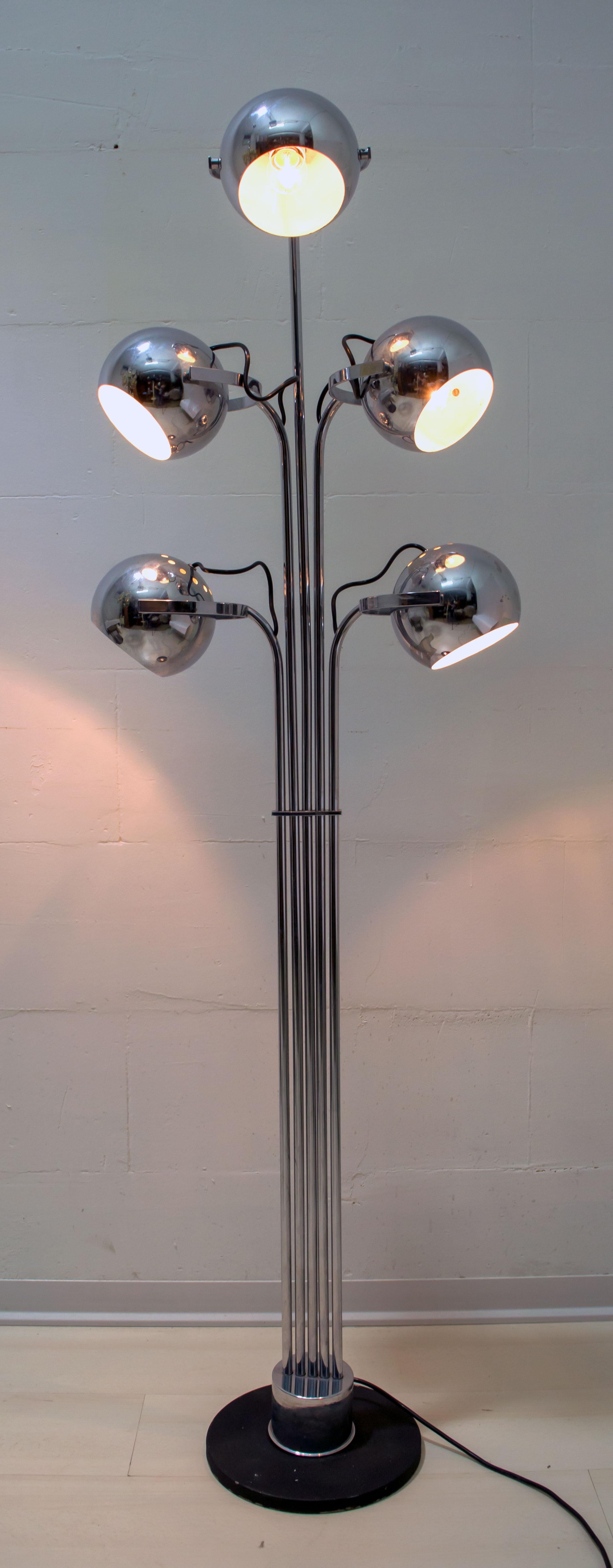 Metal Goffredo Reggiani Mid-Century Modern Italian 5 Lights Chrome Floor Lamp, 1970s