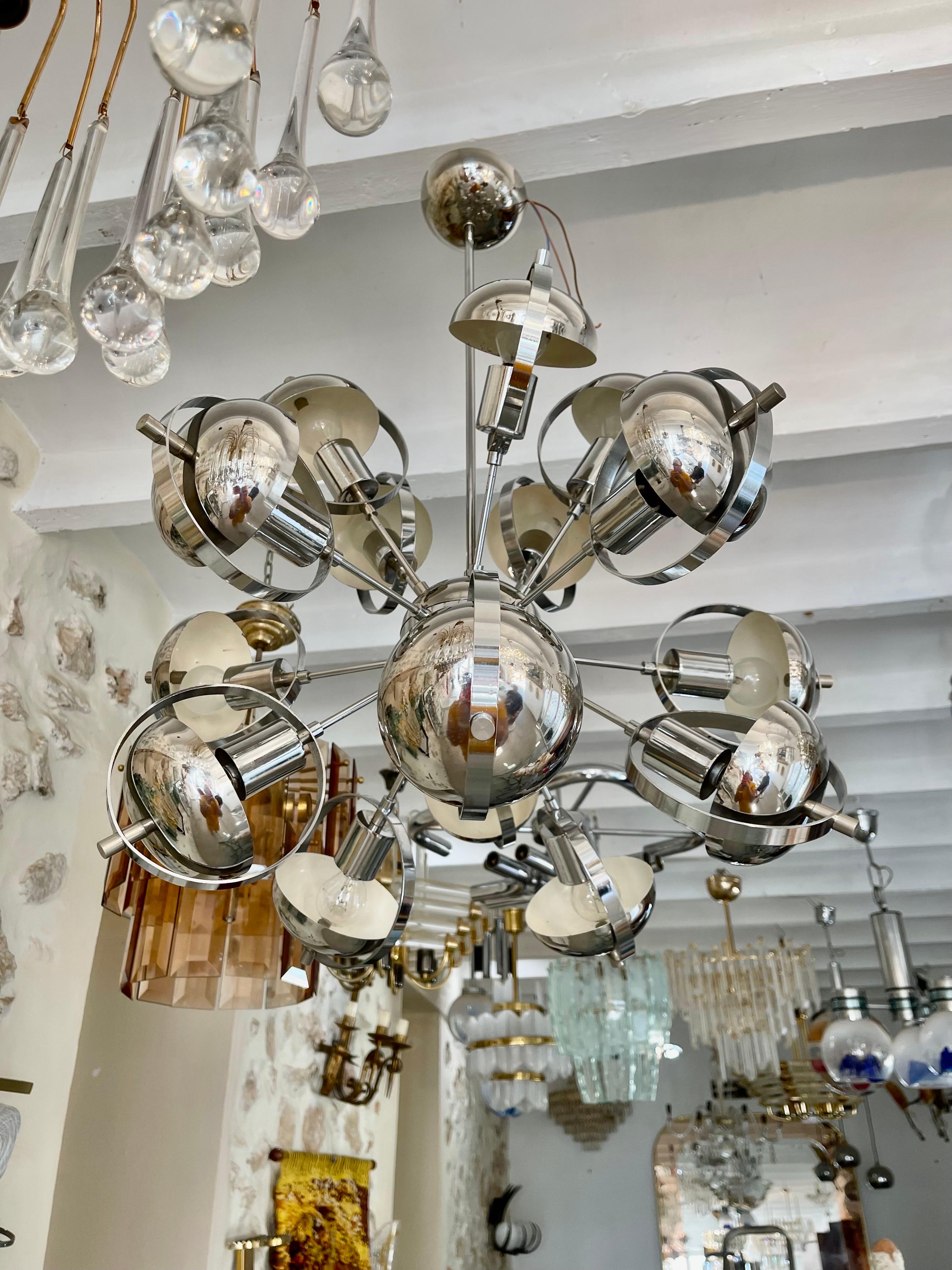 Mid-20th Century Goffredo Reggiani Orbit Chrome Chandelier with 15 bulbs , Italy 1960s For Sale