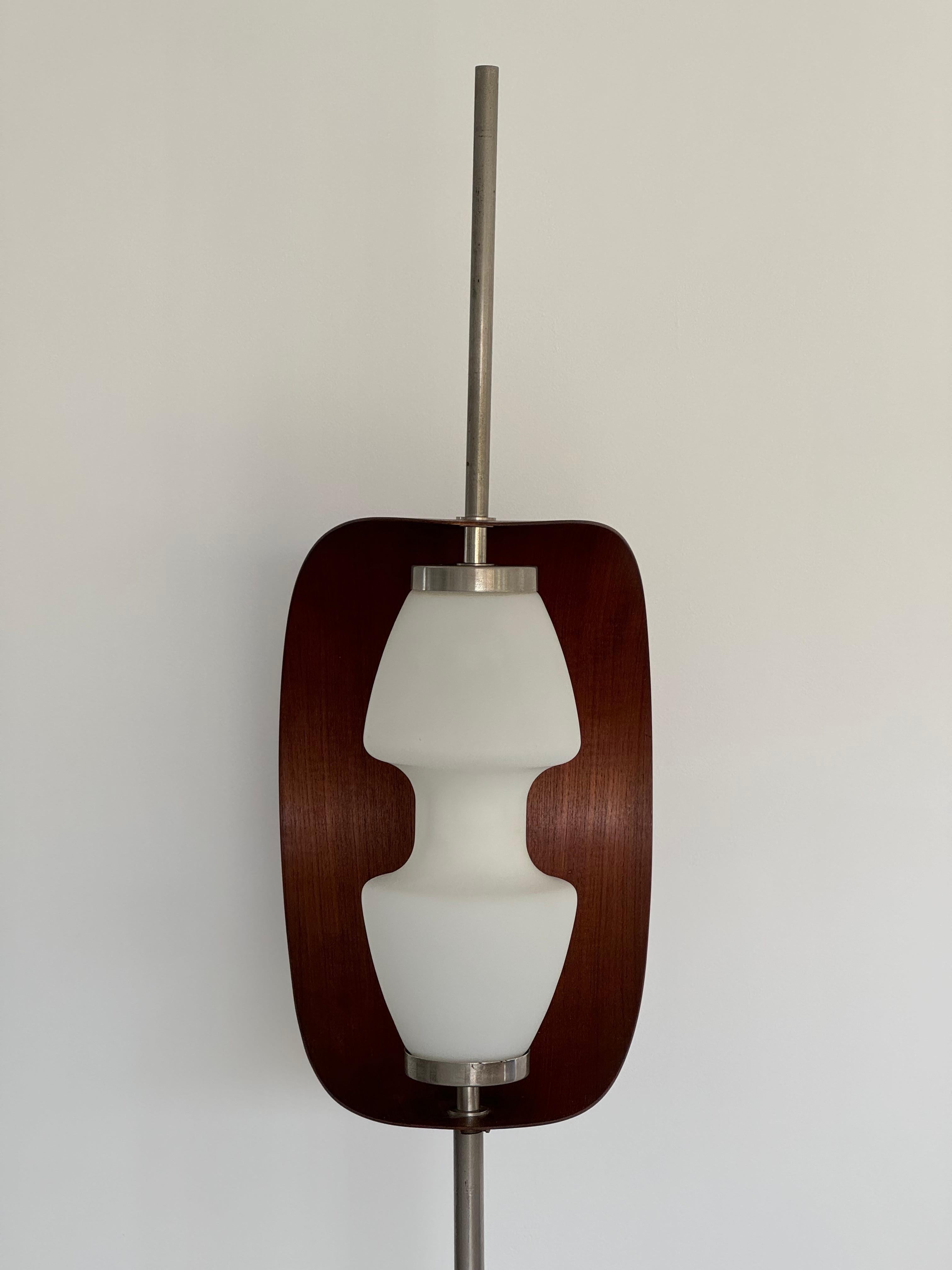 Lampada da terra di raro design di Goffredo Reggiani, base in marmo e teak. Italia, anni '50 circa in vendita 5