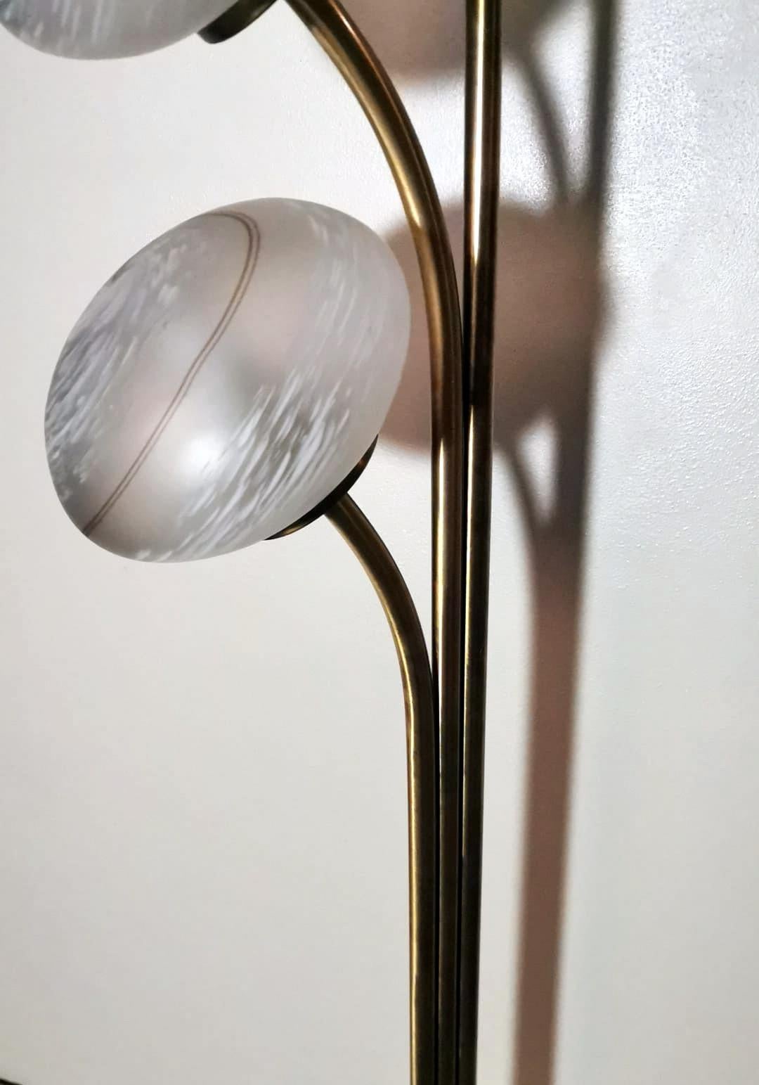 Goffredo Reggiani Style High Space Age Floor Lamp In Brass And Murano Glass For Sale 9