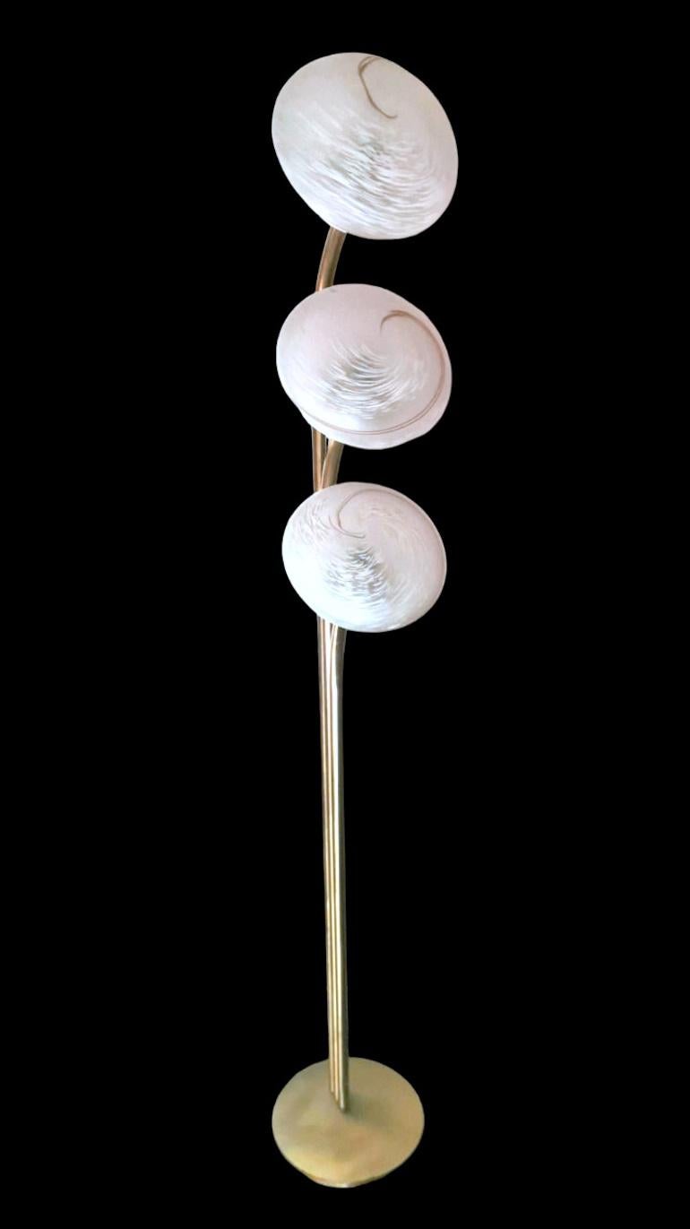 Goffredo Reggiani Style High Space Age Floor Lamp In Brass And Murano Glass In Good Condition For Sale In Prato, Tuscany