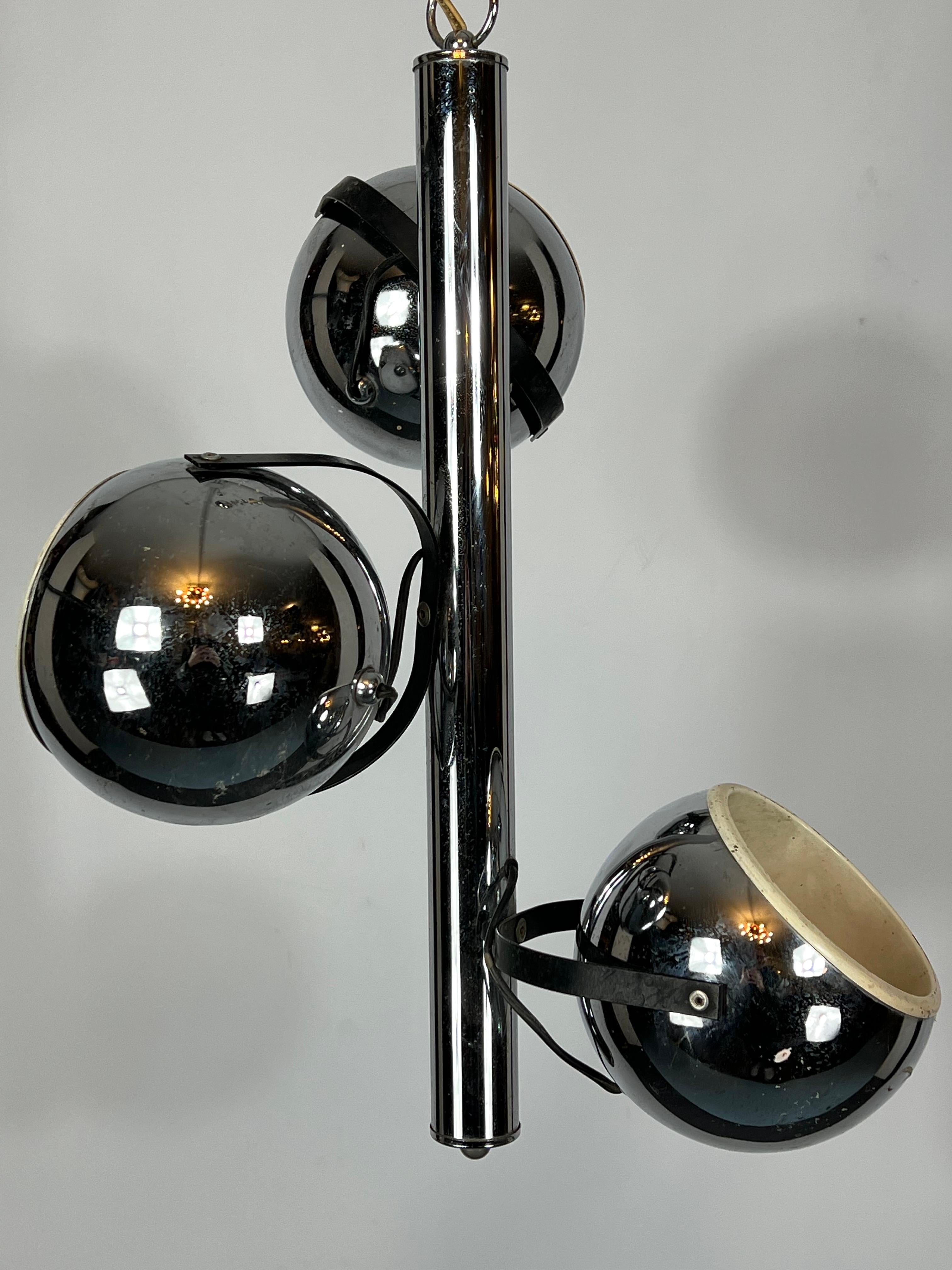 Goffredo Reggiani, Three Lights Chrome Chandelier from 70s 8