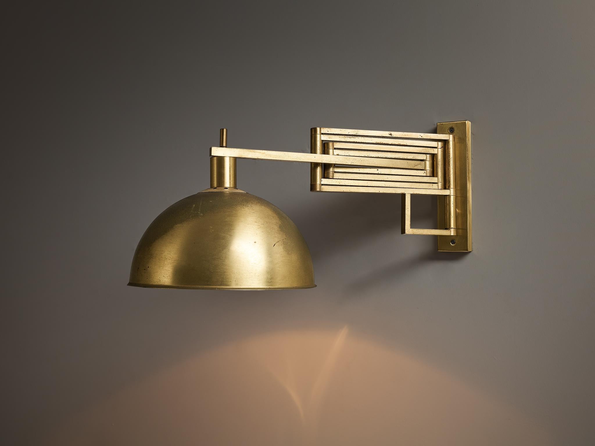 Goffredo Reggiani Wall Light in Brass In Good Condition In Waalwijk, NL