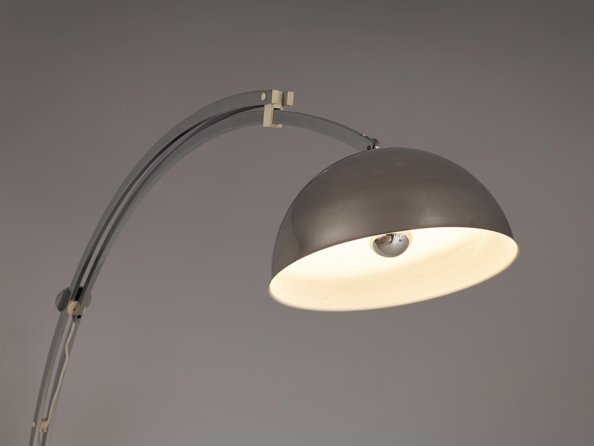 Post-Modern Goffredo Reggiani Wall-Mounted Pendant Lamp in Chrome  For Sale