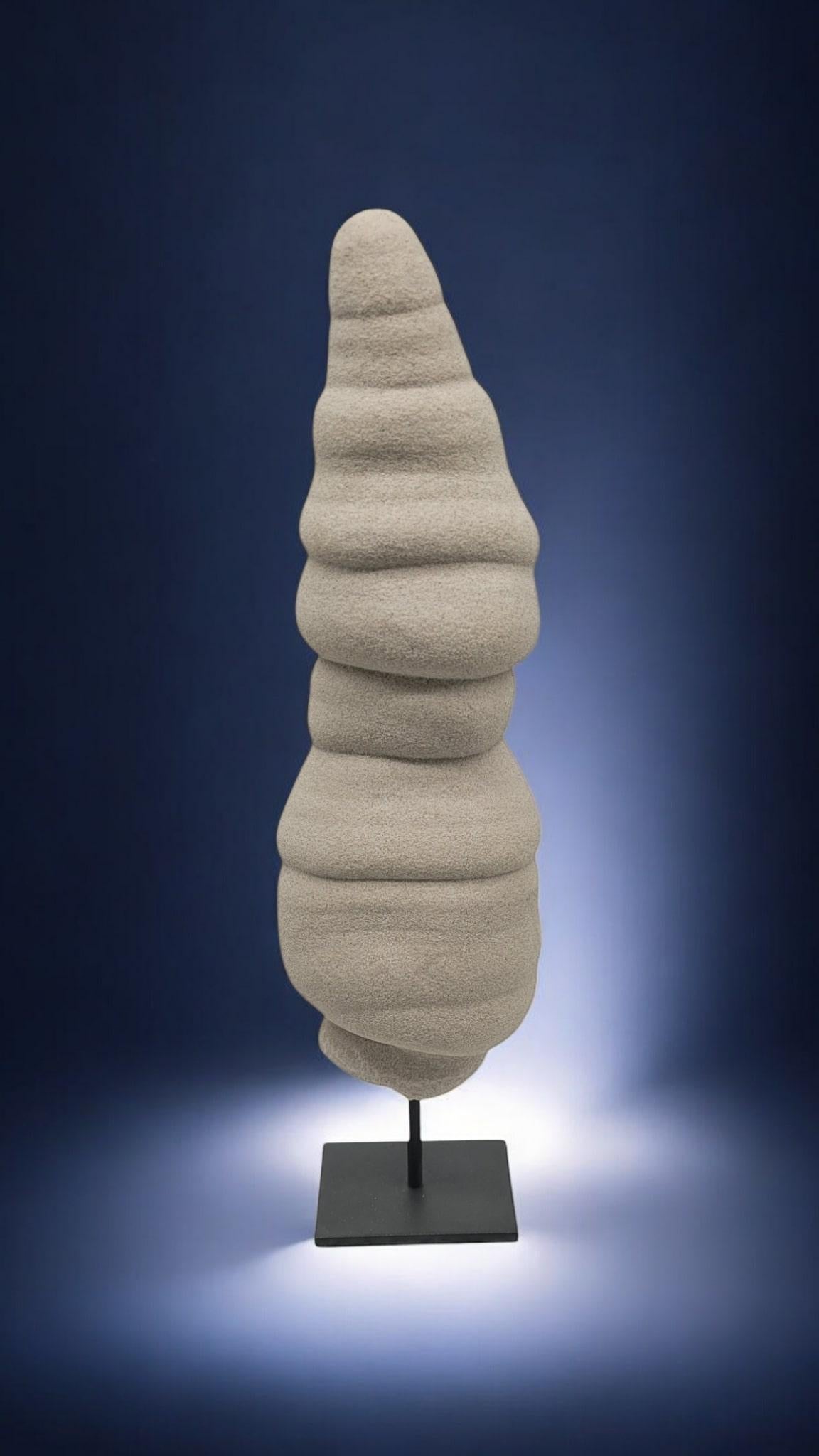 Cette Gogotte de bureau est une preuve authentique des talents artistiques de la nature en matière de sculpture. 
Nous ne comprenons pas encore tout à fait comment ces sculptures naturelles, composées à plus de 99 % de sable de silice pur, se sont