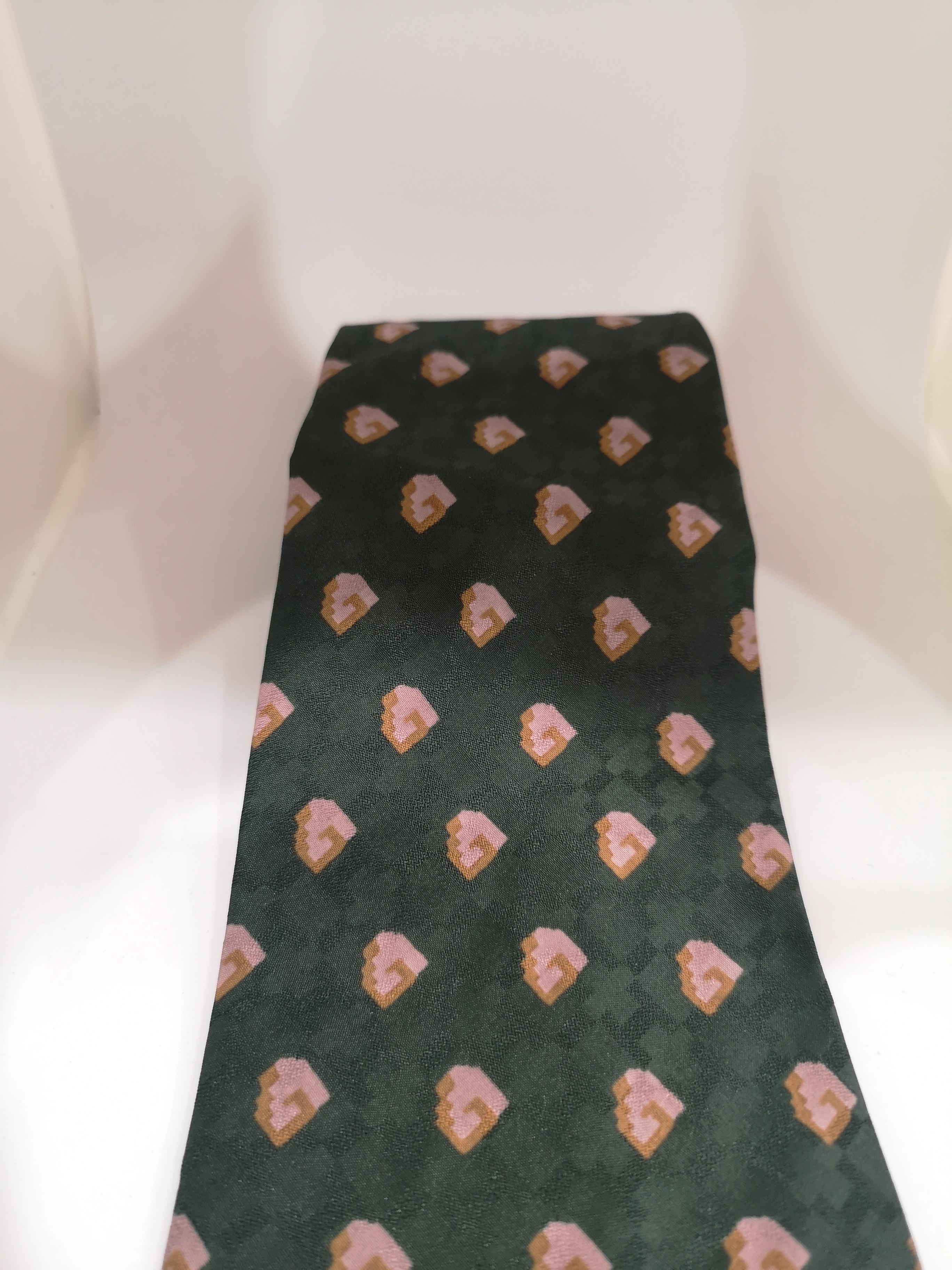 Goi & Goi green silk tie
totally made in italy