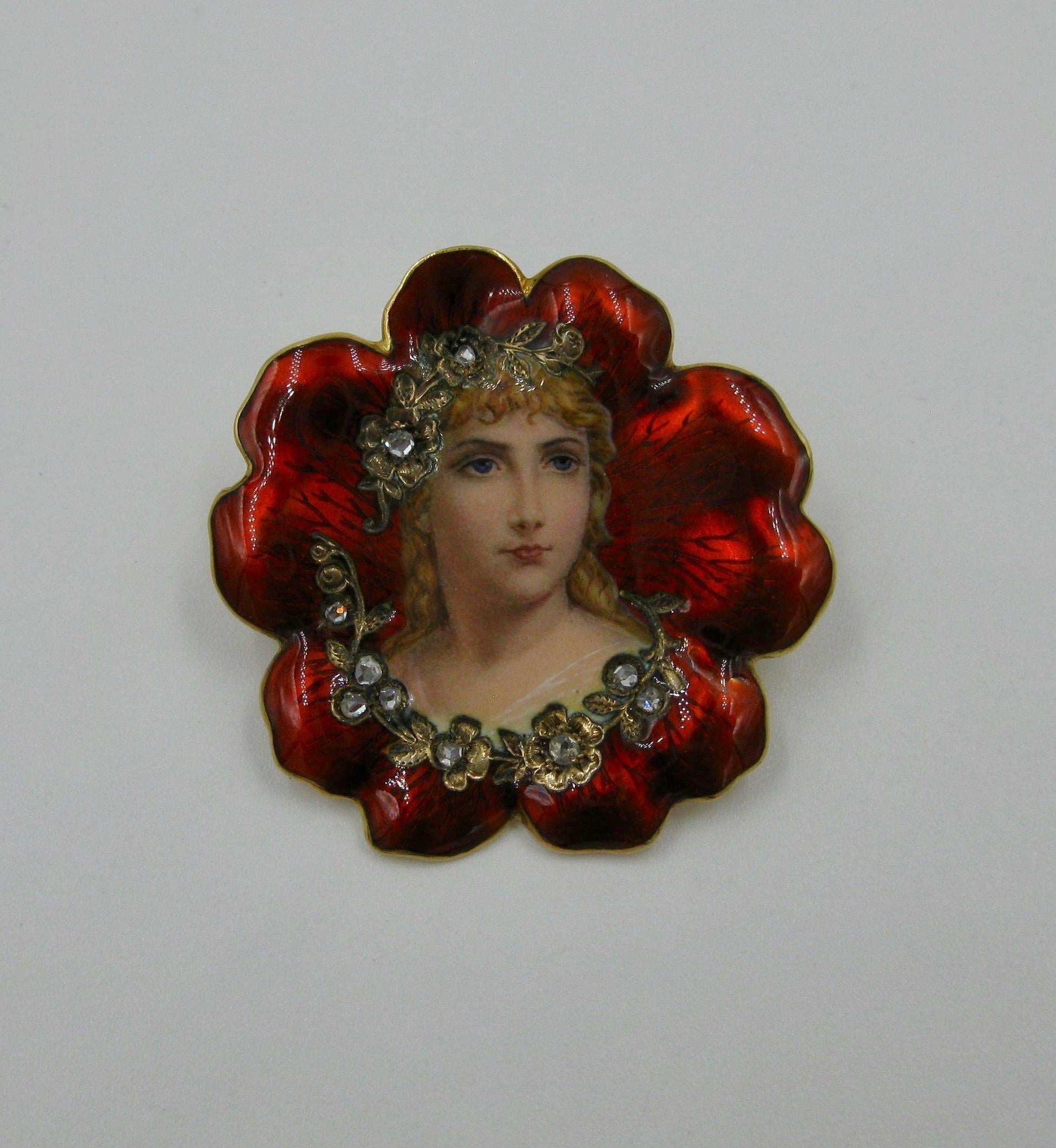 Broche jeune fille en émail suisse Art nouveau 18 carats avec diamants et incrustation en forme de fleur Pour femmes en vente