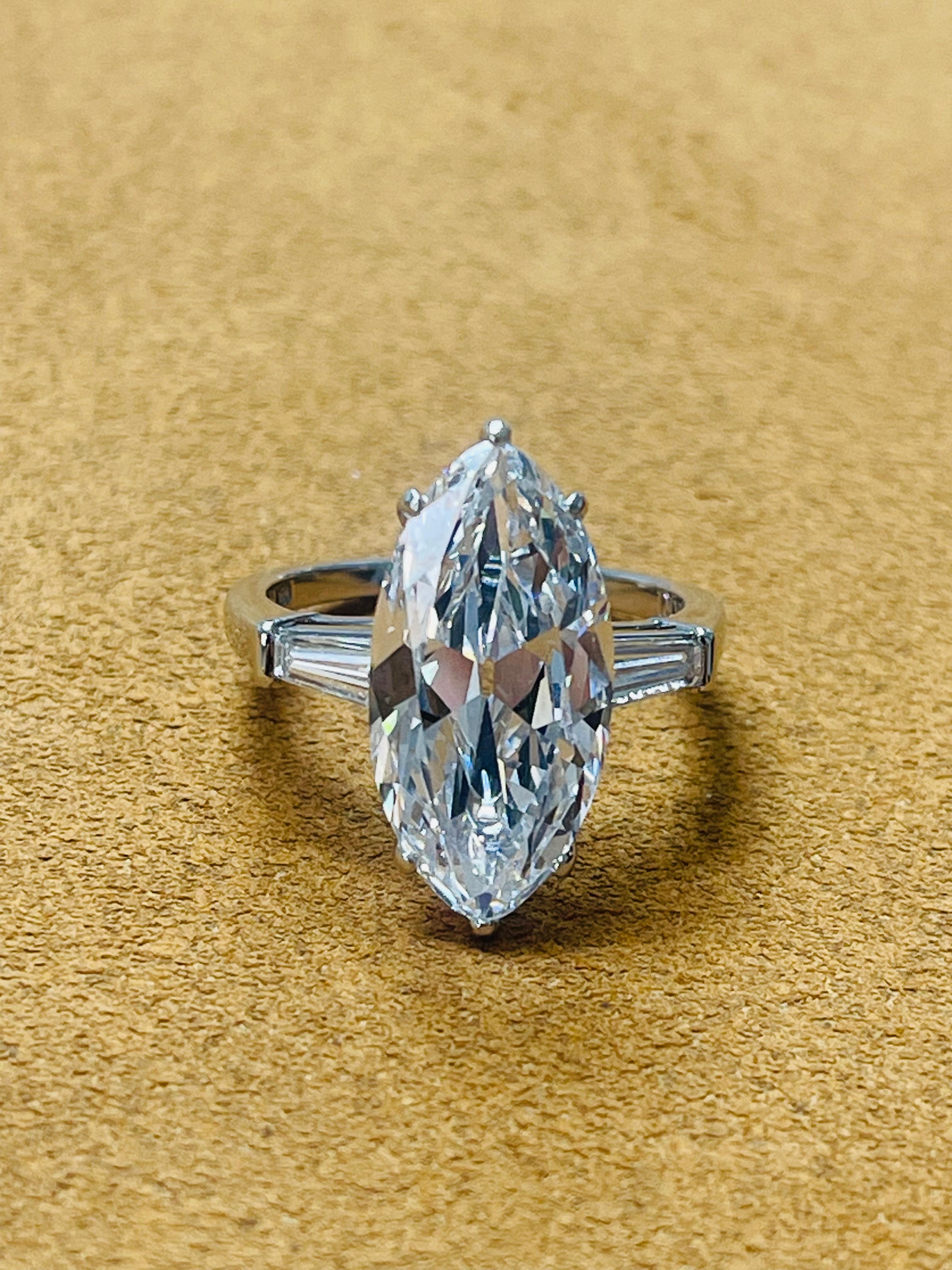 Contemporain Bague Golconda Type 11A avec diamant marquise de taille ancienne en platine, de Bulgari. GIA