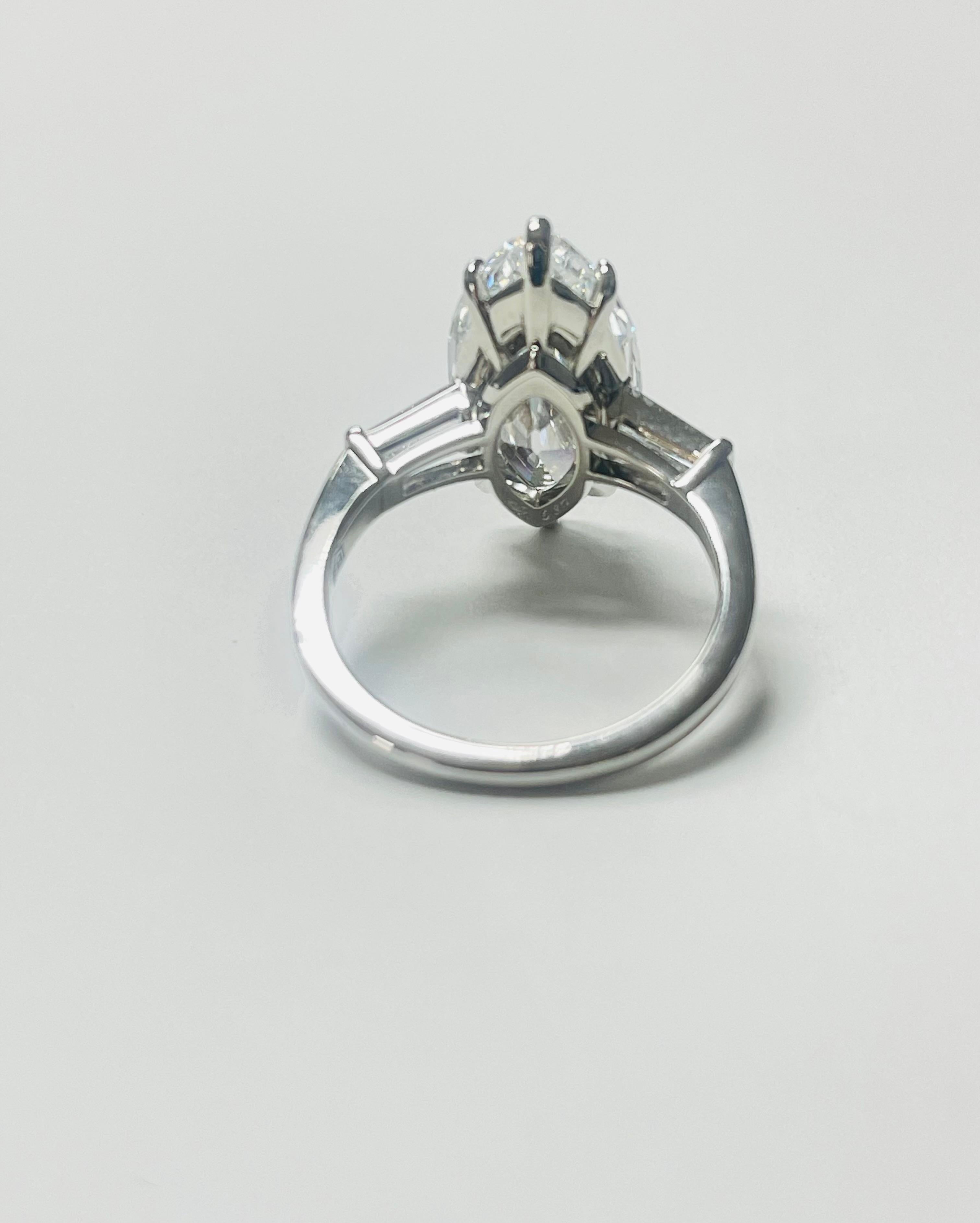  Bague Golconda Type 11A avec diamant marquise de taille ancienne en platine, de Bulgari. GIA Unisexe 