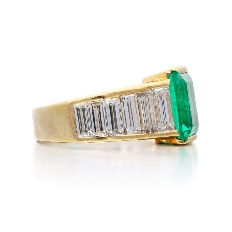 Emerald Cut SSEF Swiss Certified 3.22 Cts Columbian Emerald and Diamond Ring For Sale