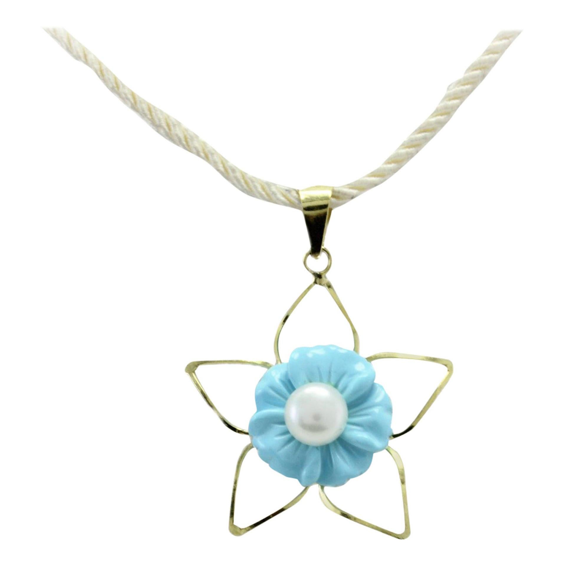 Gold 18 Kt Stone Star Pendant For Sale