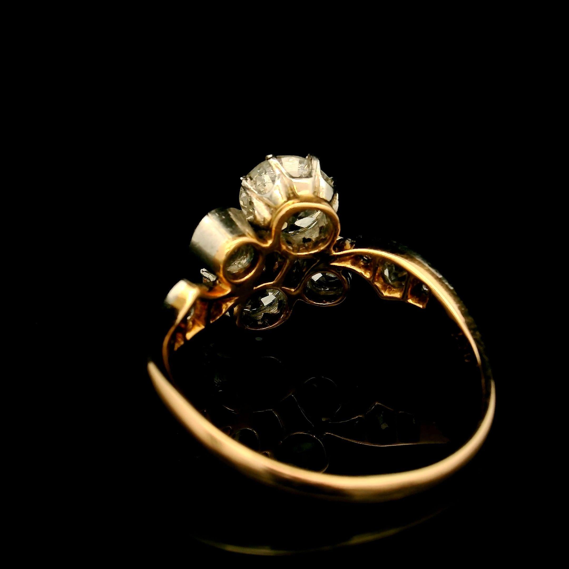 Gold 18K Antique Victorian Toi et Moi 1.00 carat and 0.95 carat Diamond ring 4