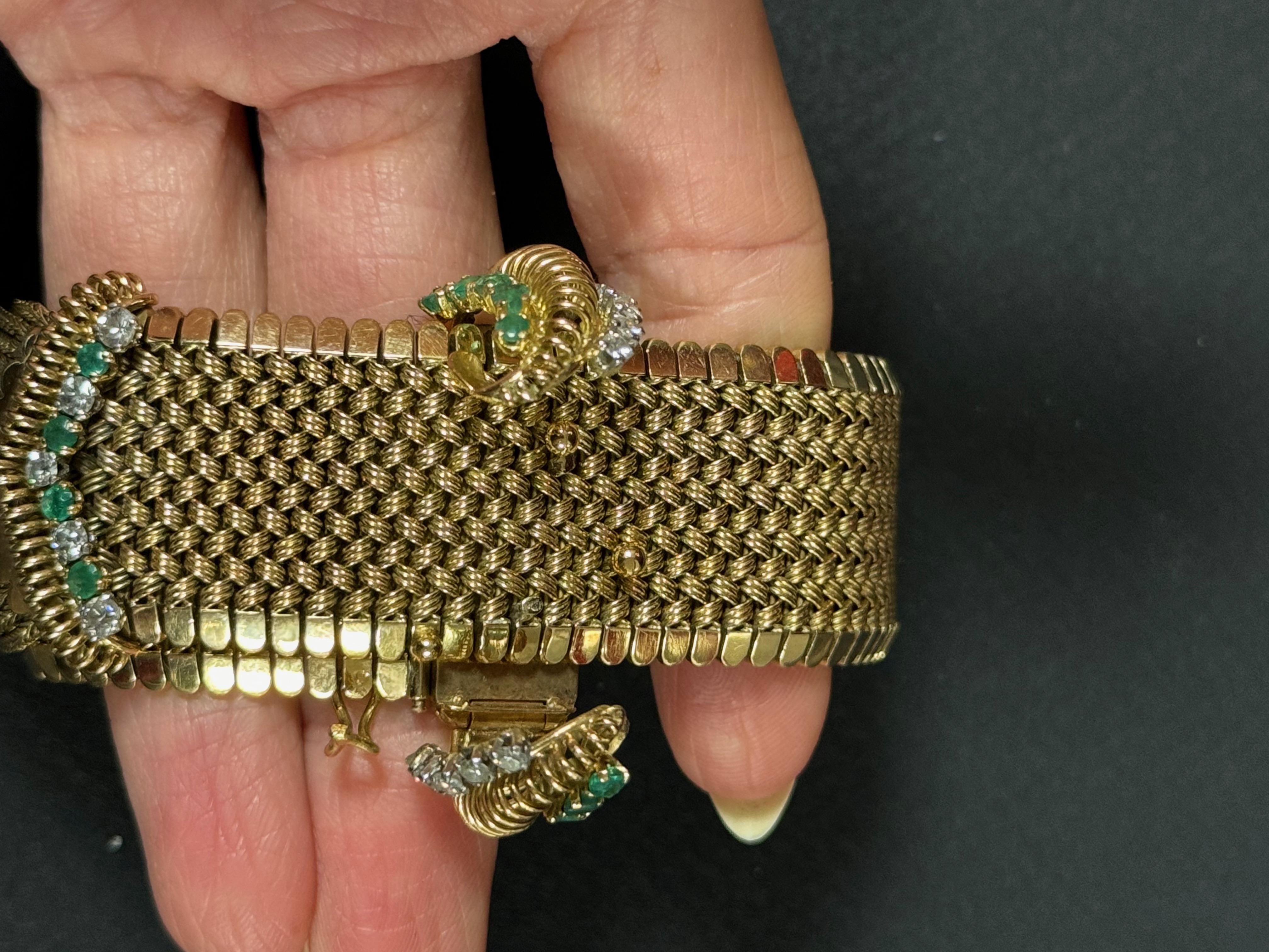 Gold 18k, Emerald and Diamond Belt Bracelet circa 1930-1950 For Sale 5