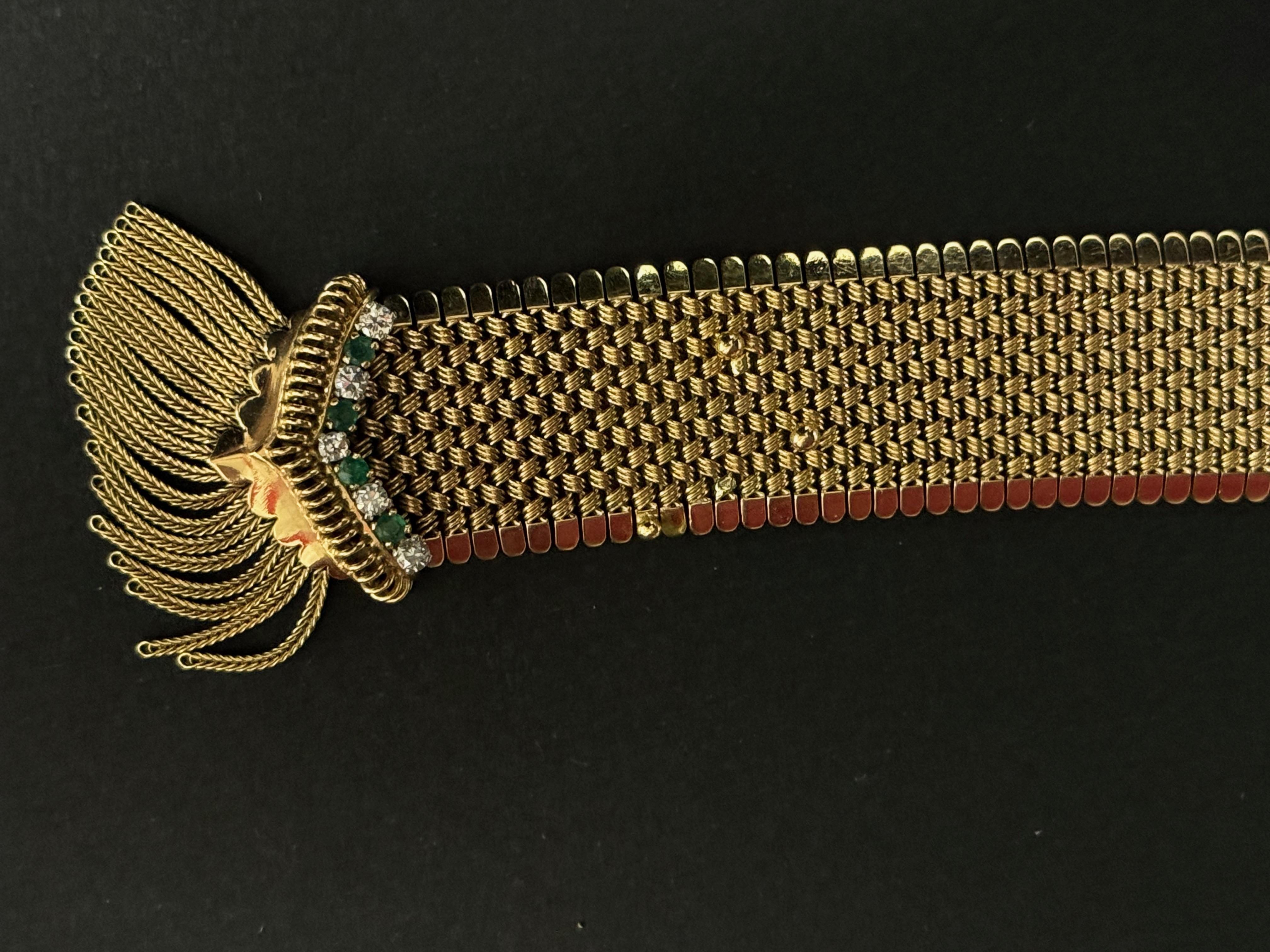Gold 18k, Emerald and Diamond Belt Bracelet circa 1930-1950 For Sale 1