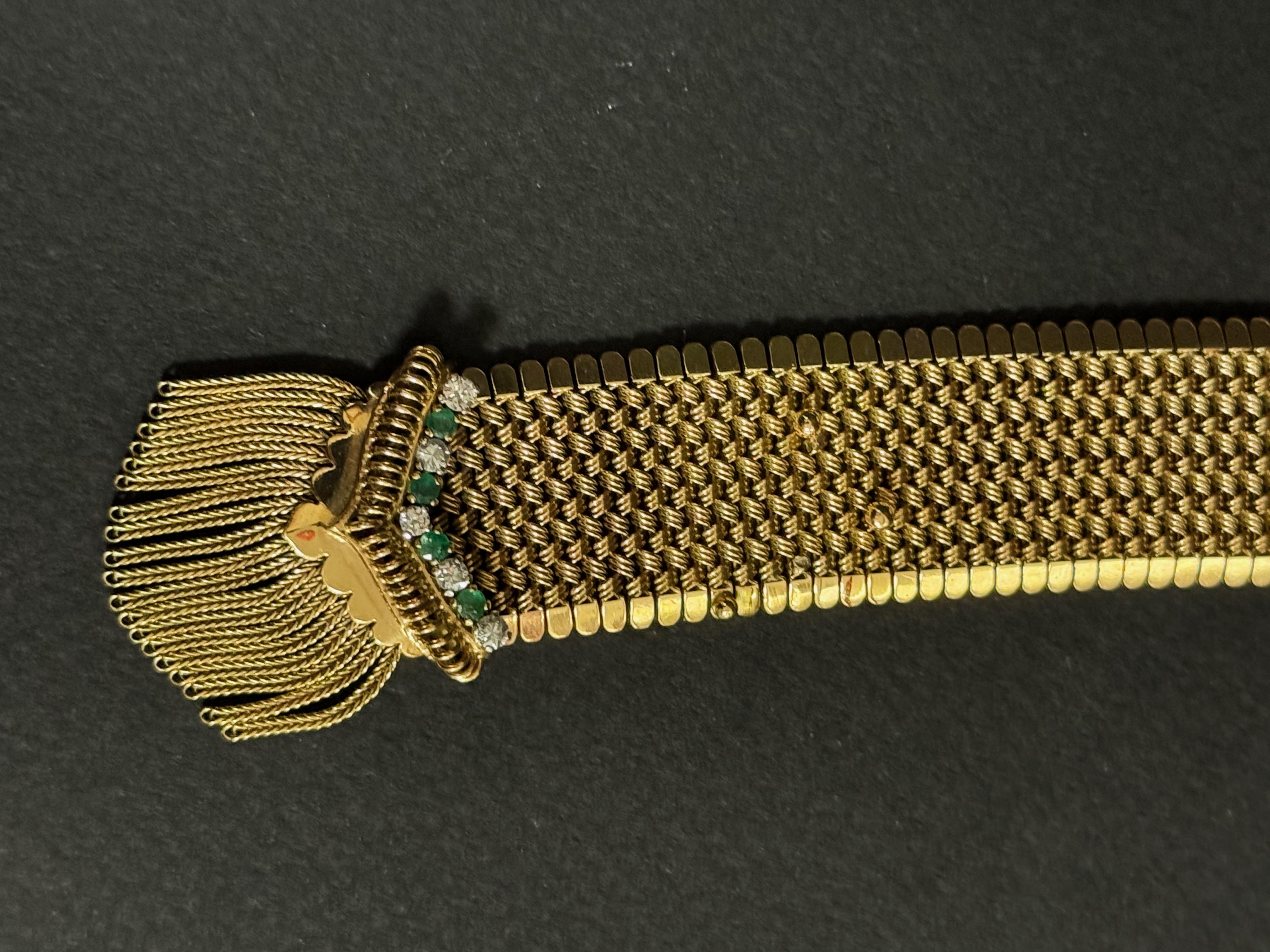 Gold 18k, Emerald and Diamond Belt Bracelet circa 1930-1950 For Sale 2