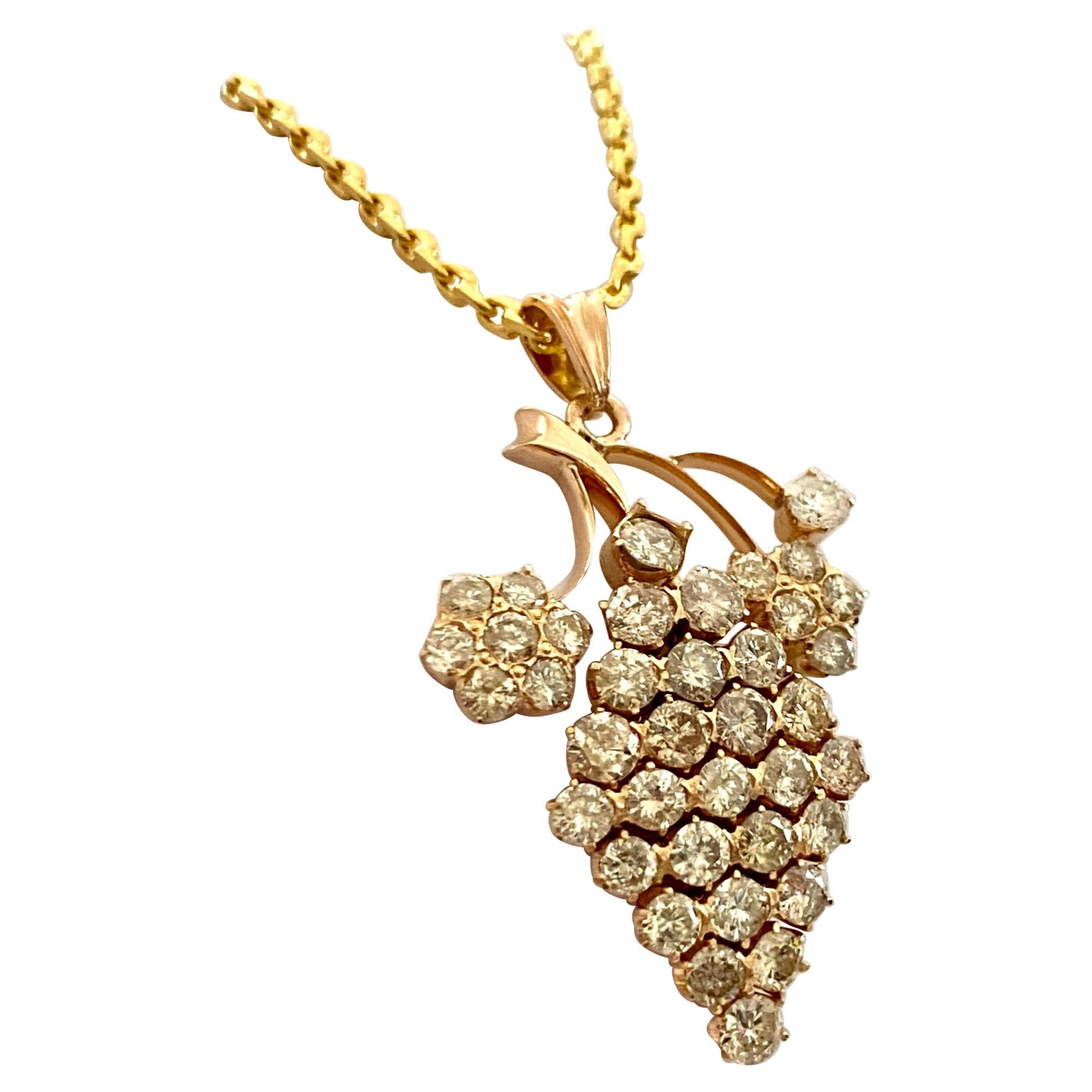 Gold 20K. '833/-' Necklace with a "bunch of grapes" Pendant Set with Diamonds