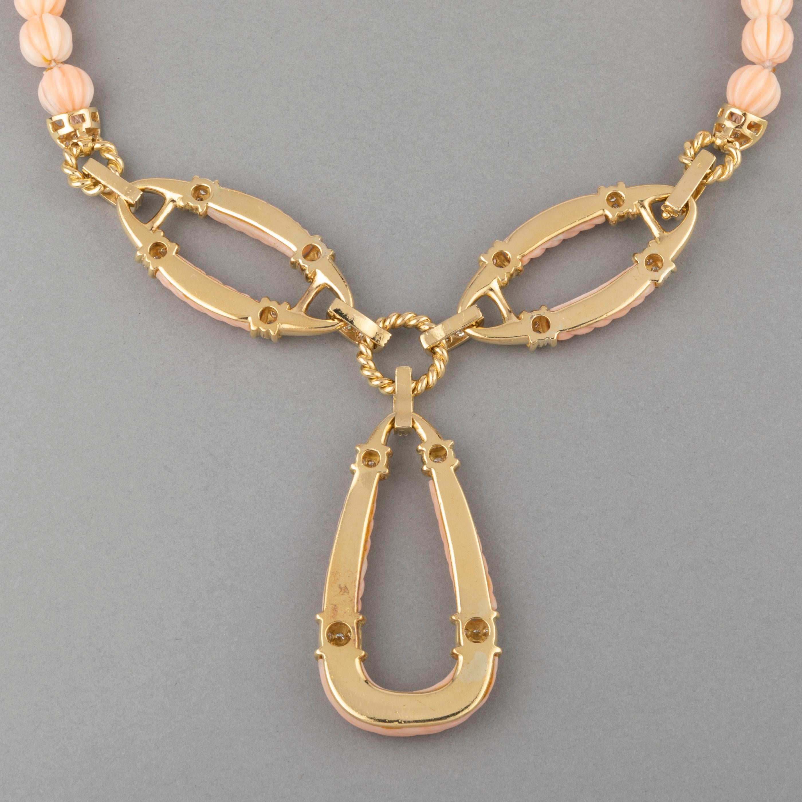 Gold 3.50 Carat Diamonds and Coral French Vintage Necklace For Sale 7