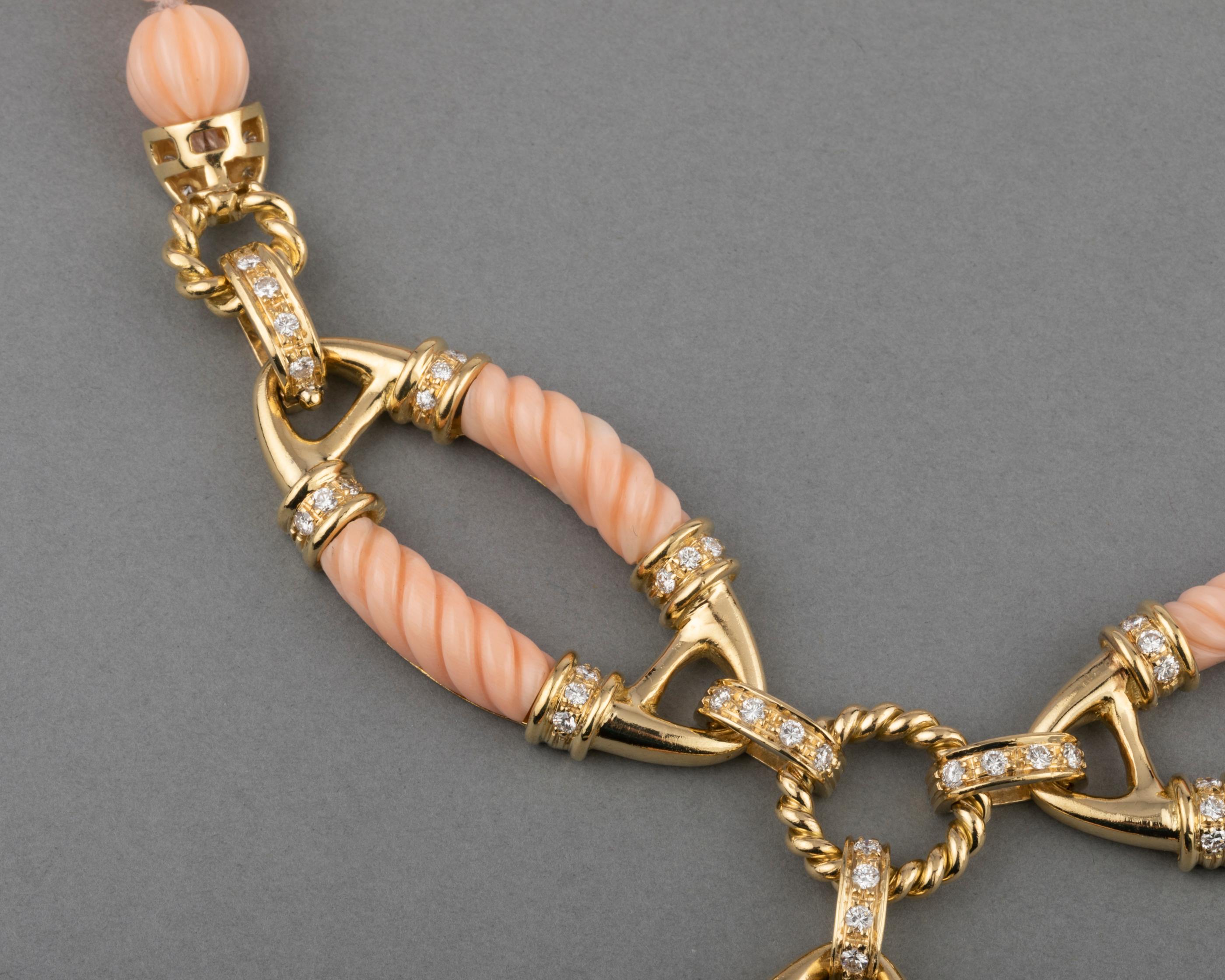 Gold 3.50 Carat Diamonds and Coral French Vintage Necklace For Sale 2