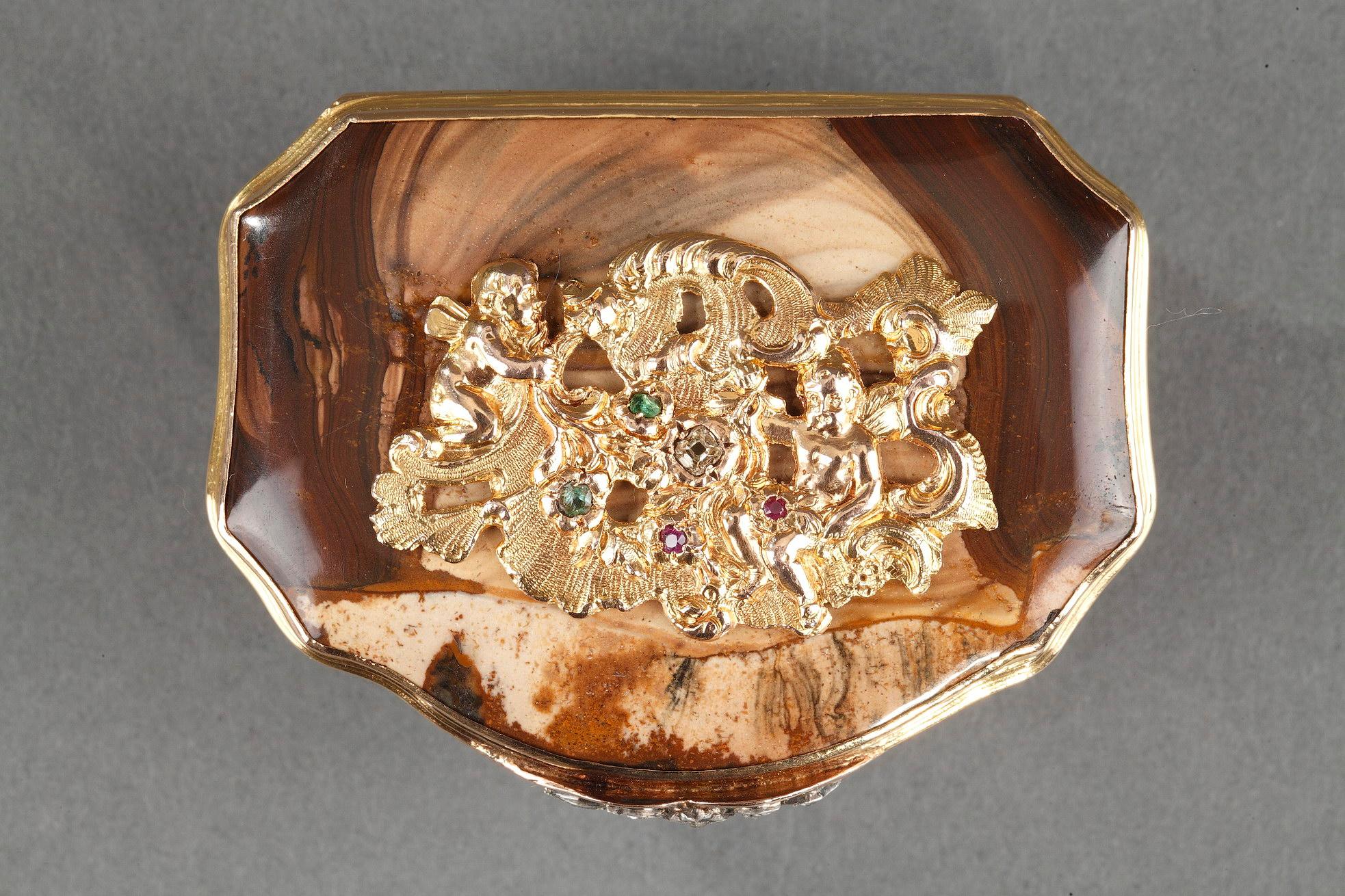 Gold, Agate and Gemstones Snuffbox, 18th Century 1