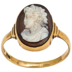 Anillo camafeo de ágata dorada, hacia 1850
