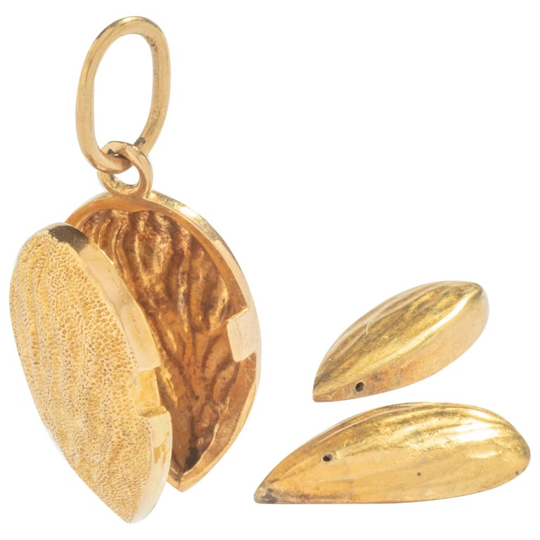 Gold Almond Pendant Gold 18 Karat For Sale