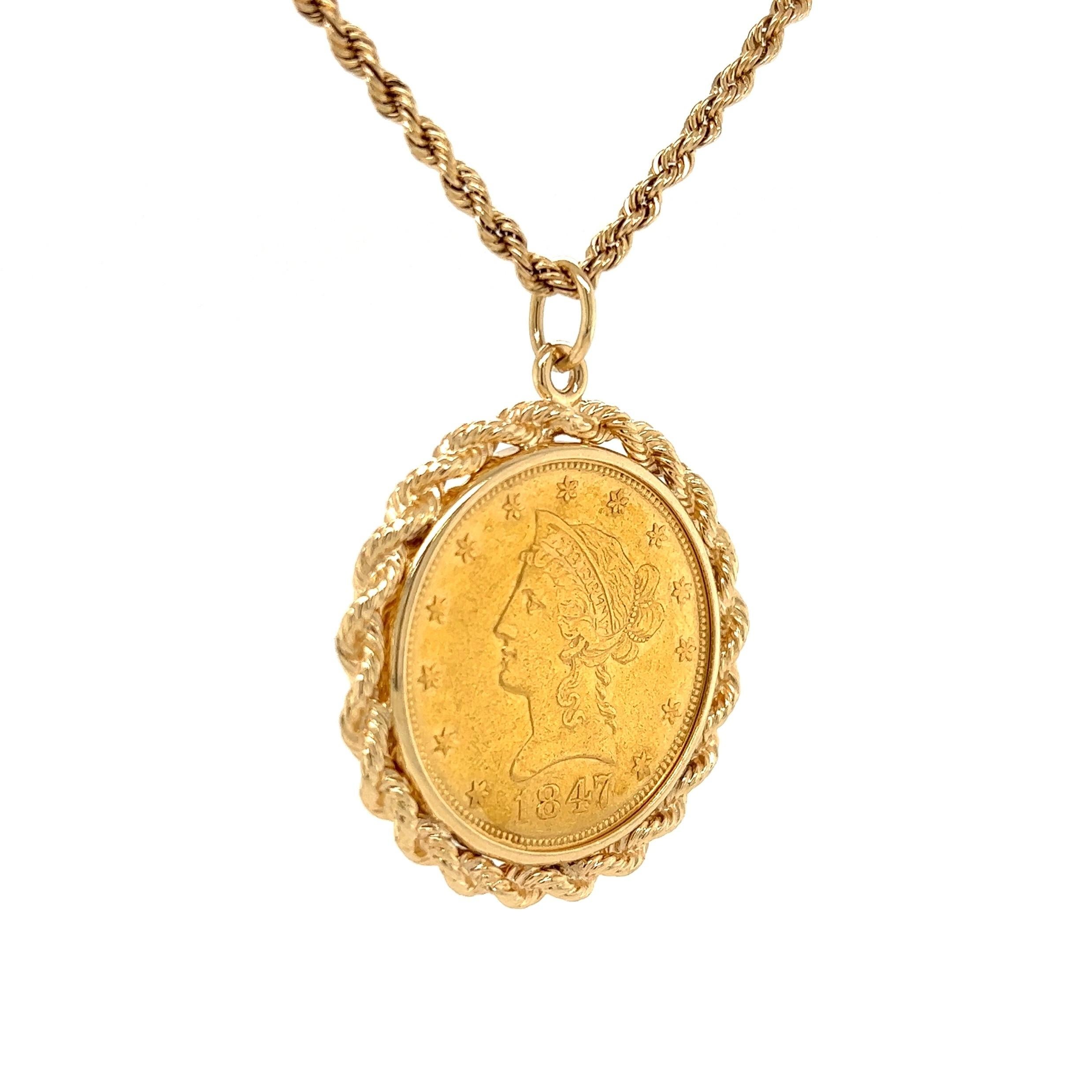 Gold American Liberty Head Ten Dollar Coin Necklace Estate Fine Jewelry In Excellent Condition In Montreal, QC