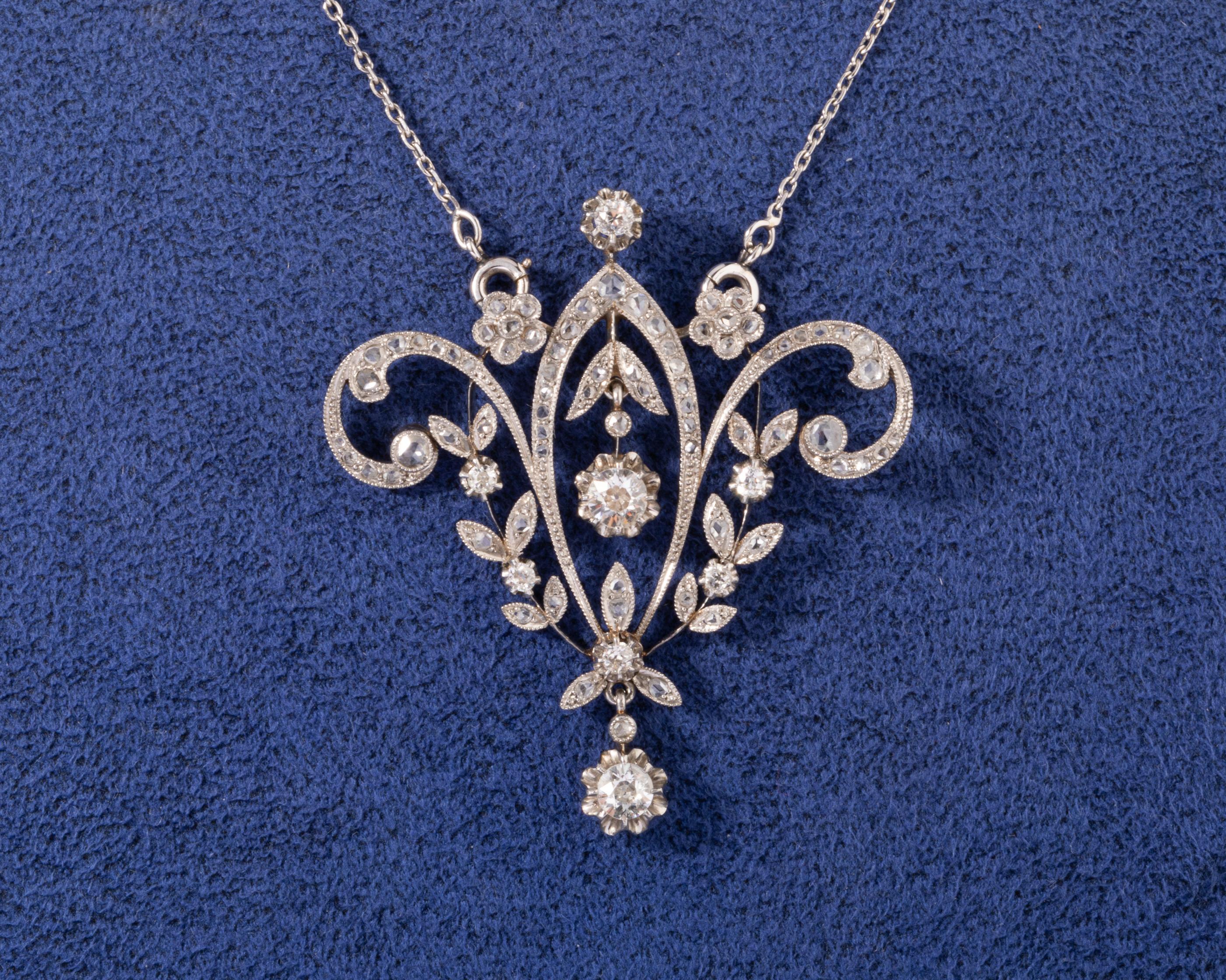 Gold and 1.20 Carats Diamonds French Antique Belle Epoque Pendant Necklace For Sale 3