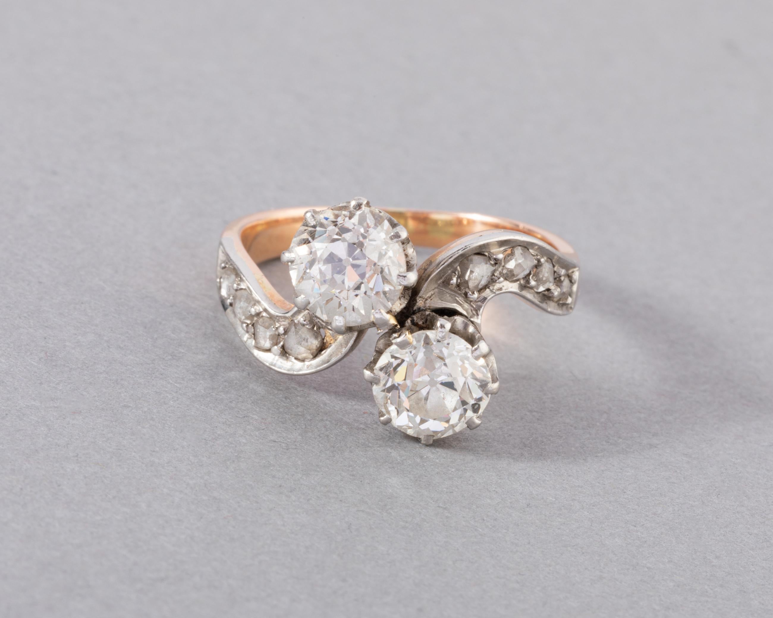 Gold and 1.40 Carats Diamonds French Antique Toi et Moi Ring For Sale 1
