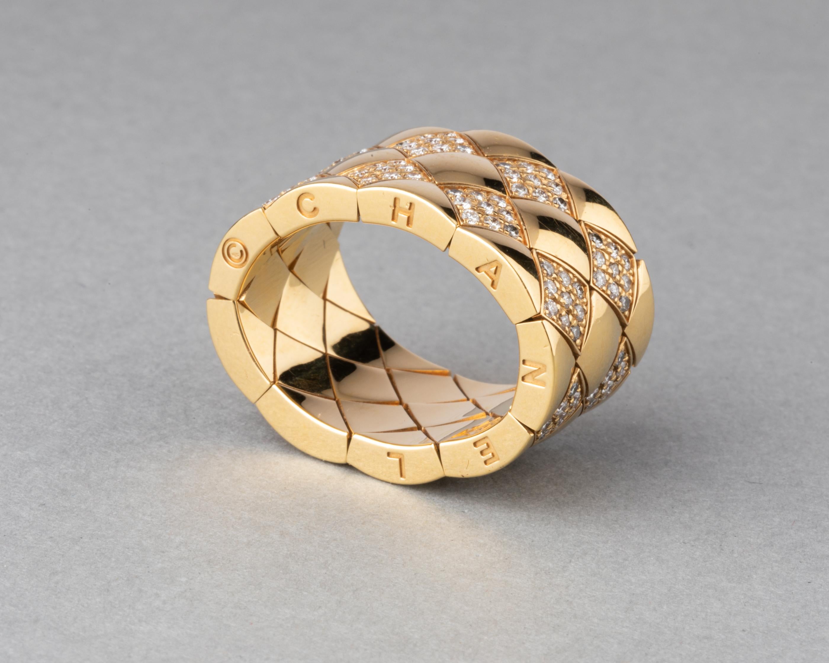 Brilliant Cut Gold and 1.80 Carats Diamonds Chanel Ring