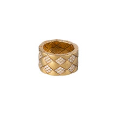 Gold and 1.80 Carats Diamonds Chanel Ring