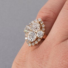 Gold and 3 Carats Diamonds Vintage Ring