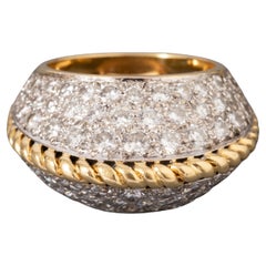 Gold and 4 Carats Diamonds Ring by Kutchinsky