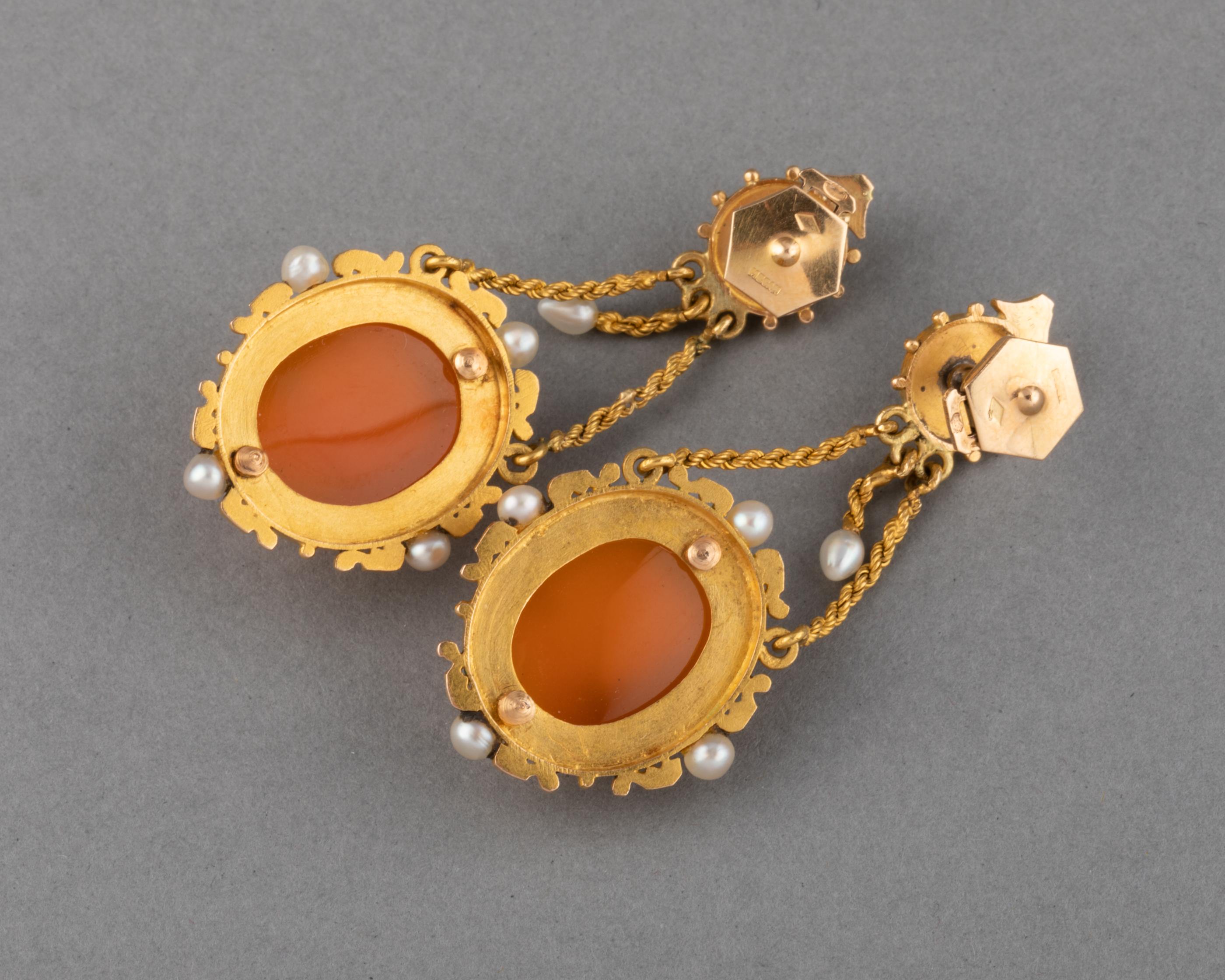 Gold and Agate Antique Napoleon III Earrings For Sale 3
