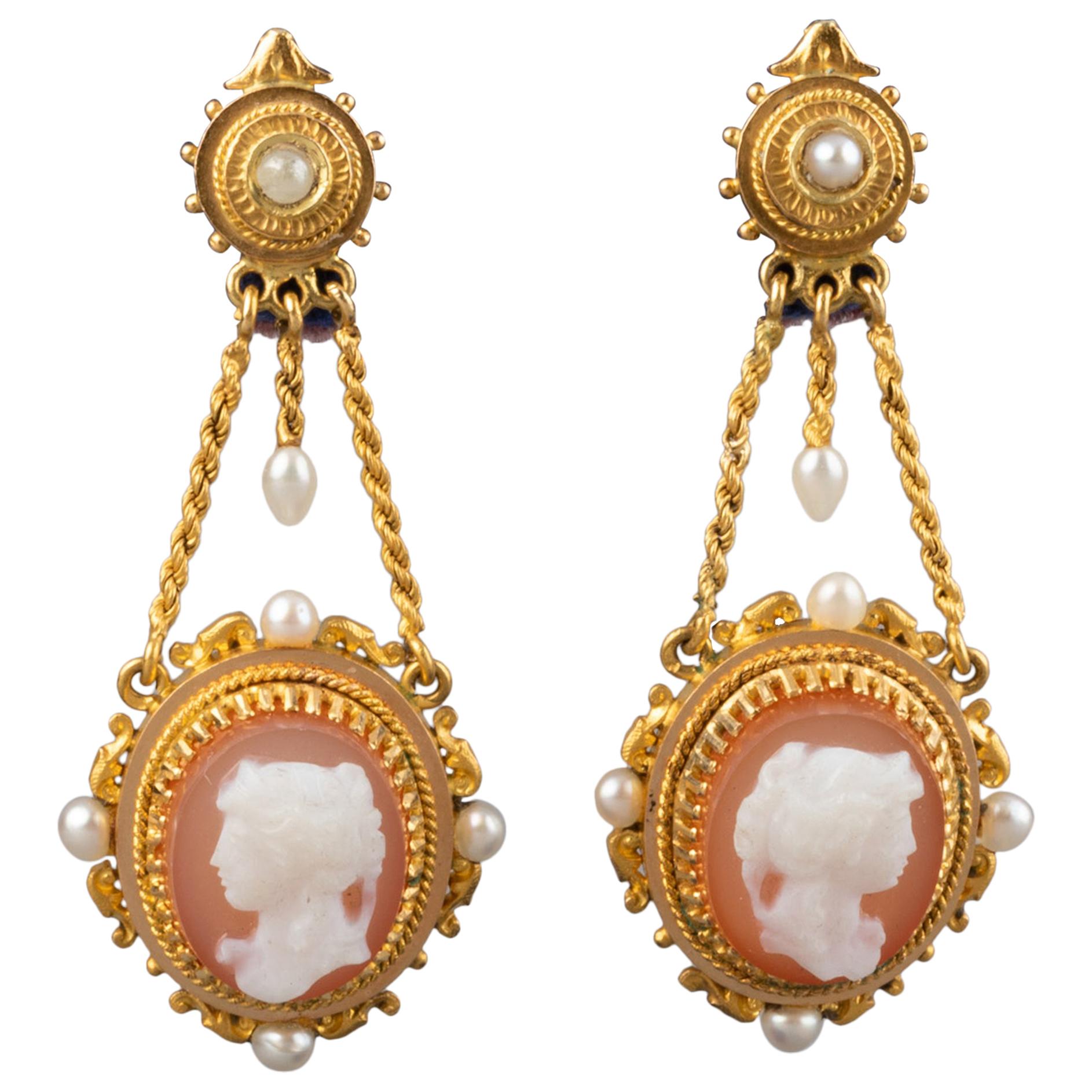 Gold and Agate Antique Napoleon III Earrings For Sale