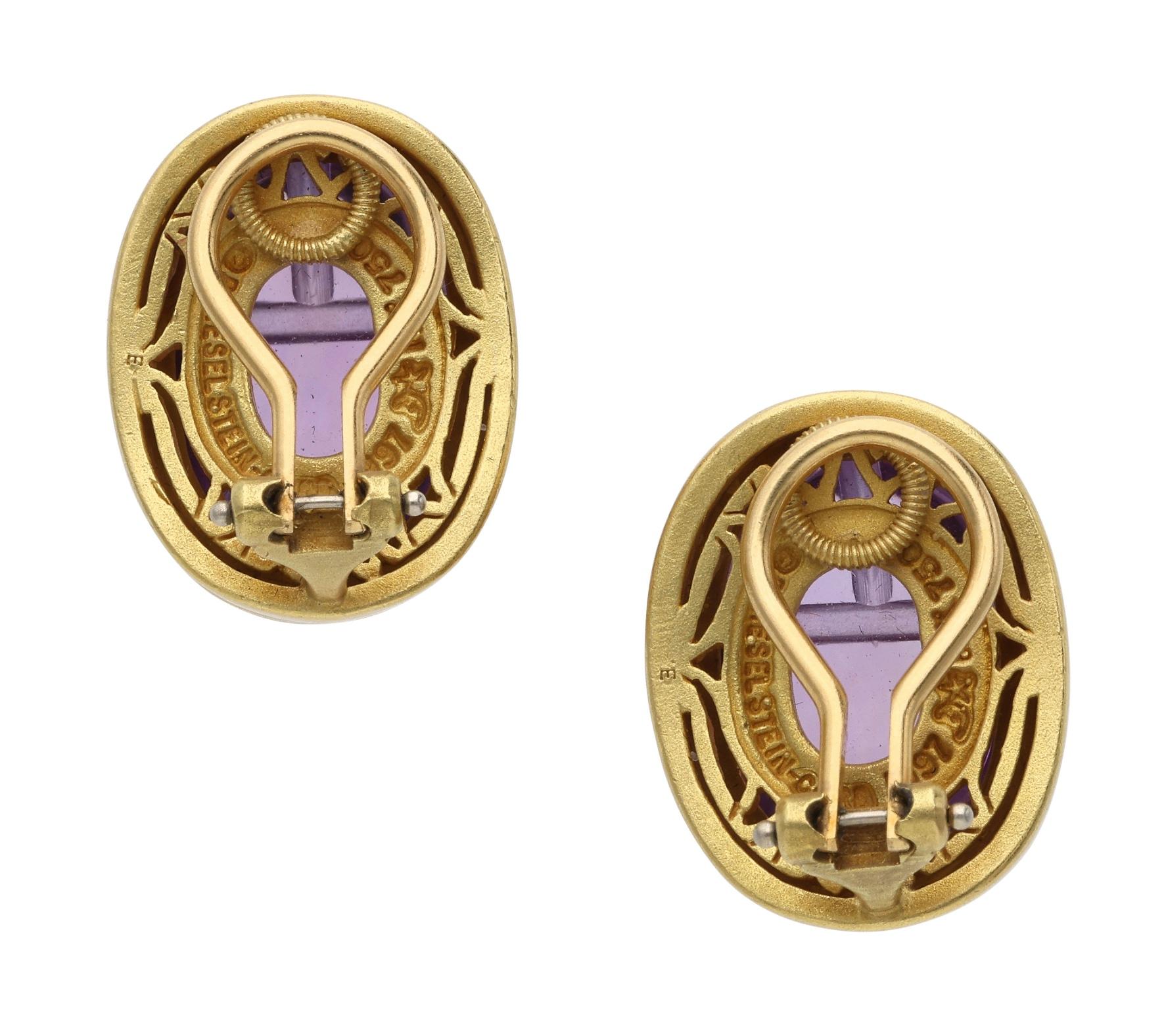 Cabochon Kieselstein-Cord Gold and Amethyst Ear Clips For Sale