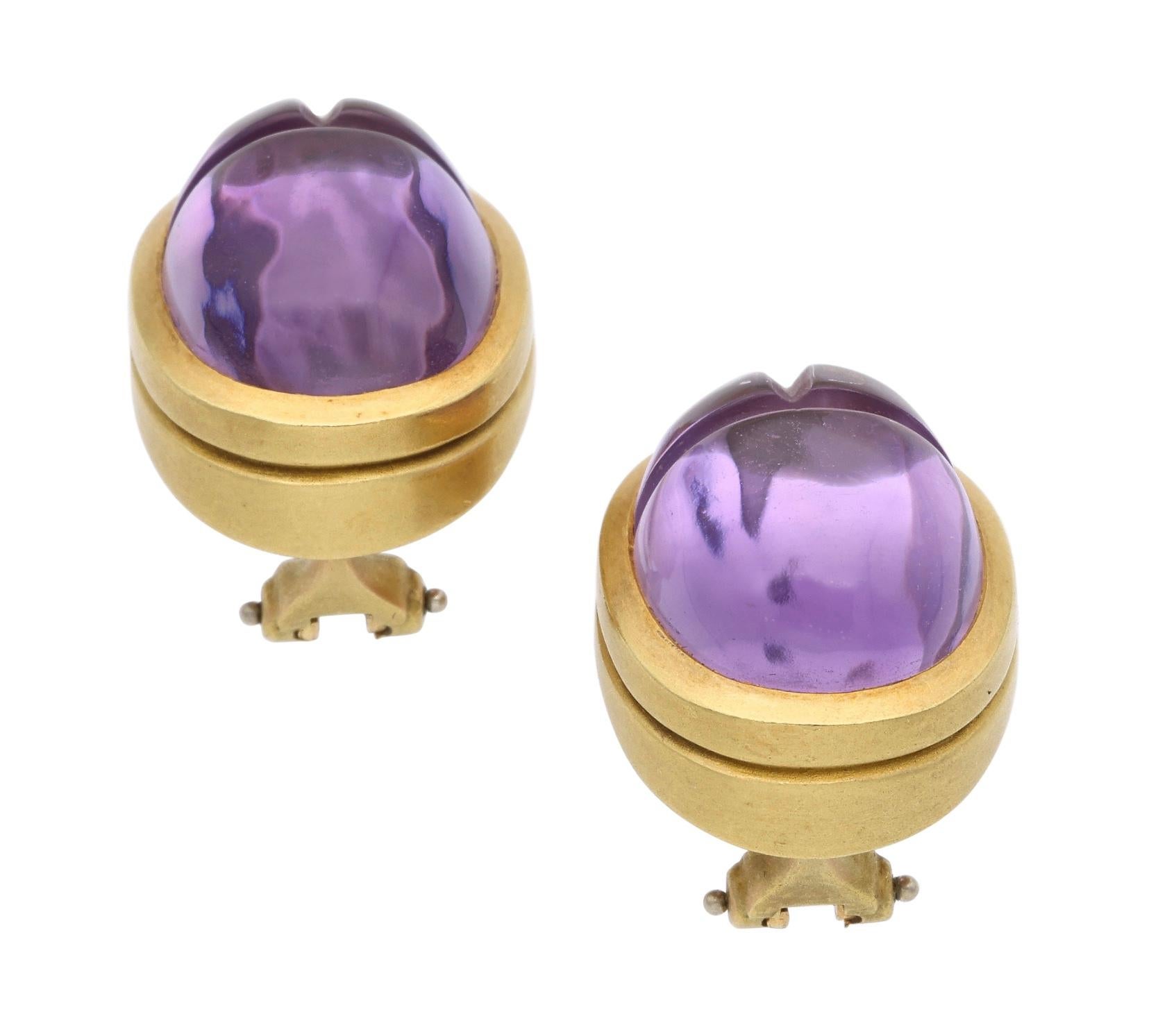 Kieselstein-Cord Gold and Amethyst Ear Clips In Excellent Condition For Sale In New York, NY