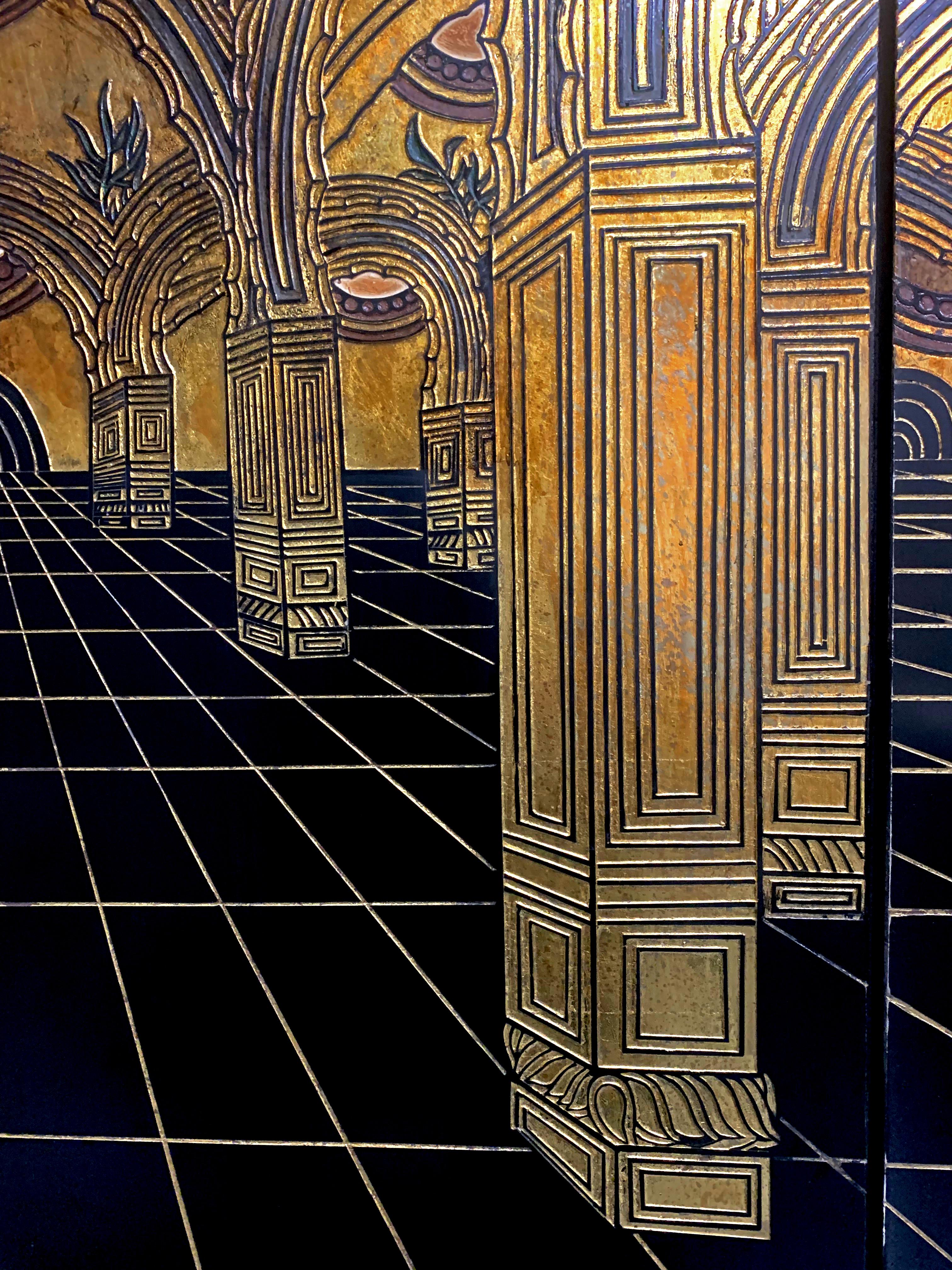European Gold and Black Art Nouveau / Art Deco Paravant 20th Century Wood and Gold Leaf