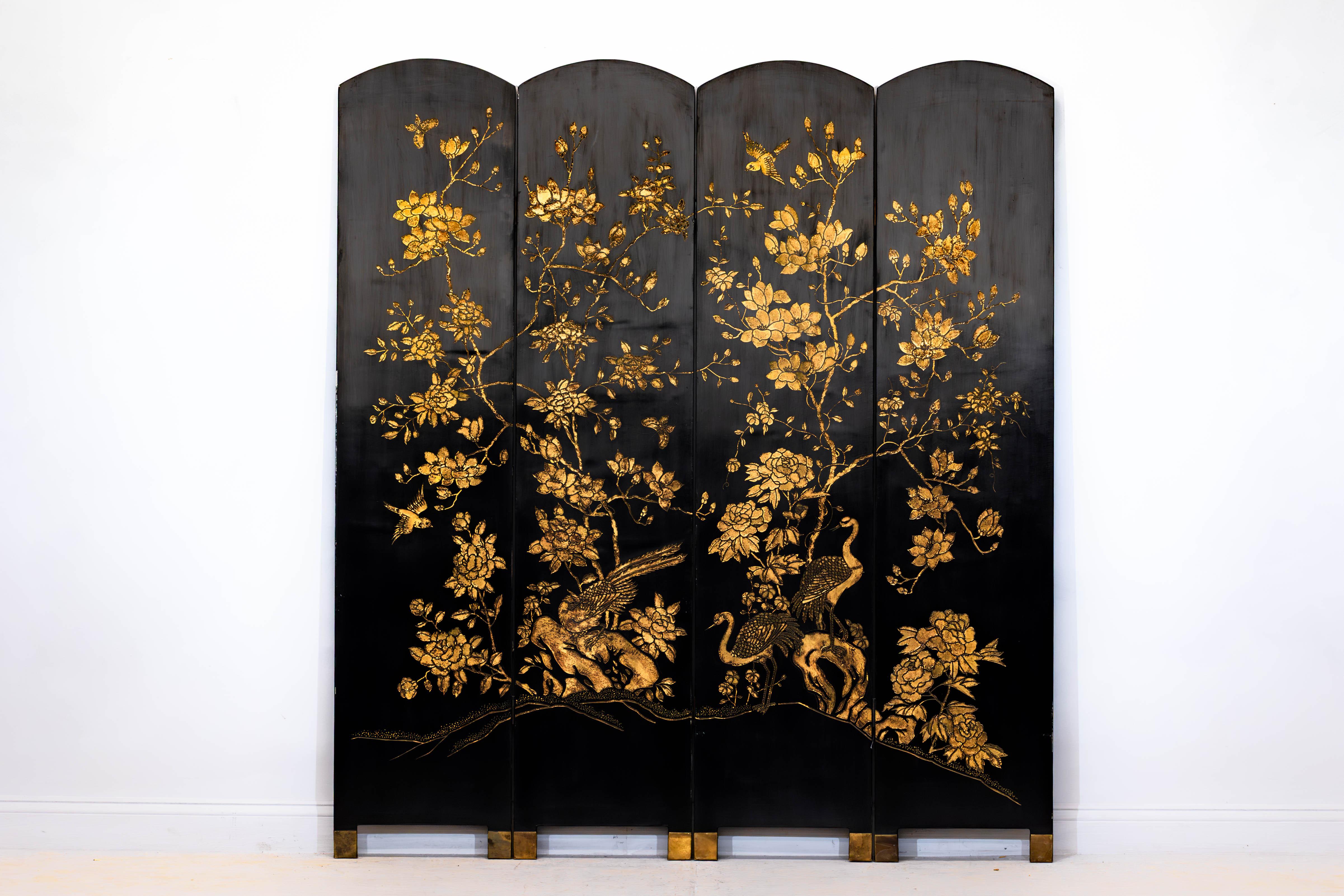 Gold and Black Lacquered Four-Panel Folding Screen with Birds and Blossoms In Good Condition For Sale In Yonkers, NY