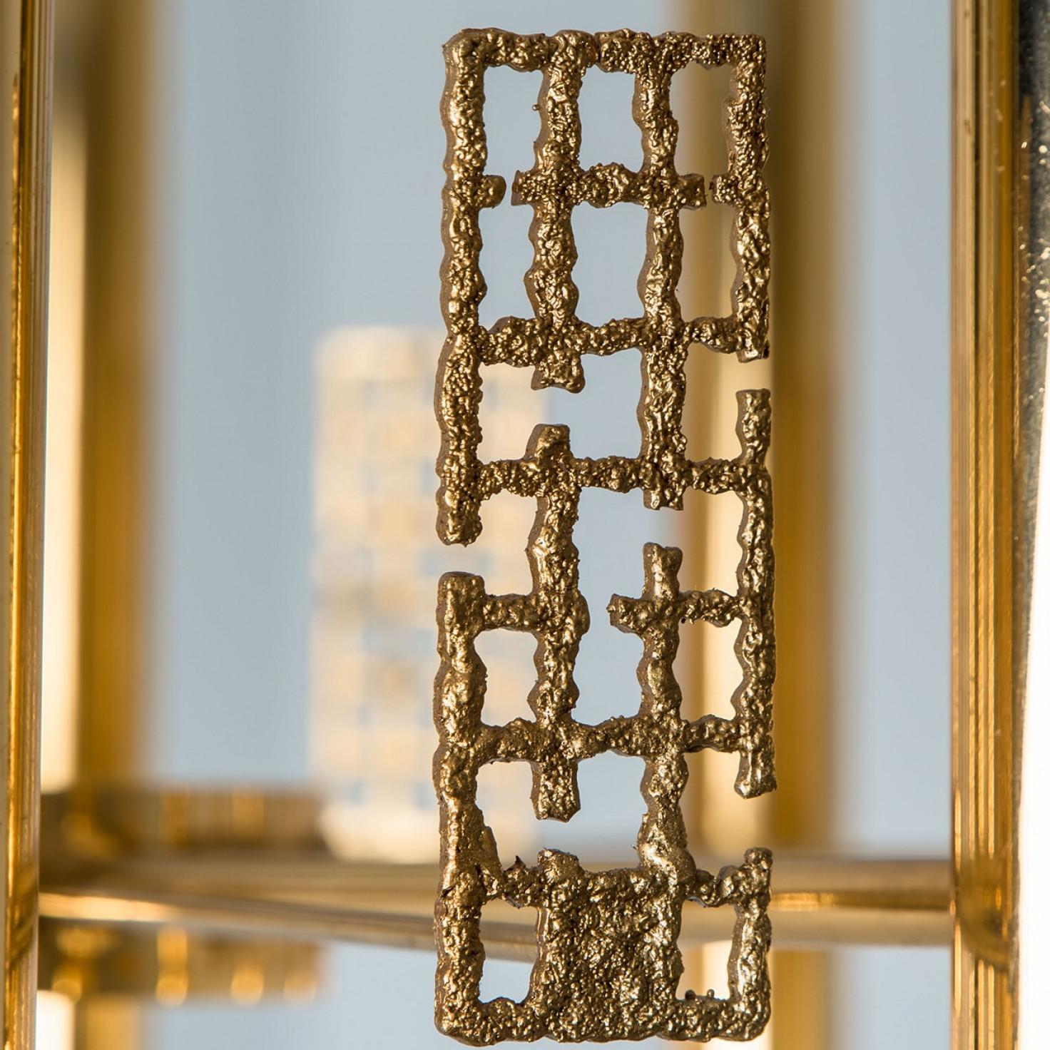 Mid-Century Modern Gold and Brass Chandelier in Style of Sciolari, 1960 en vente