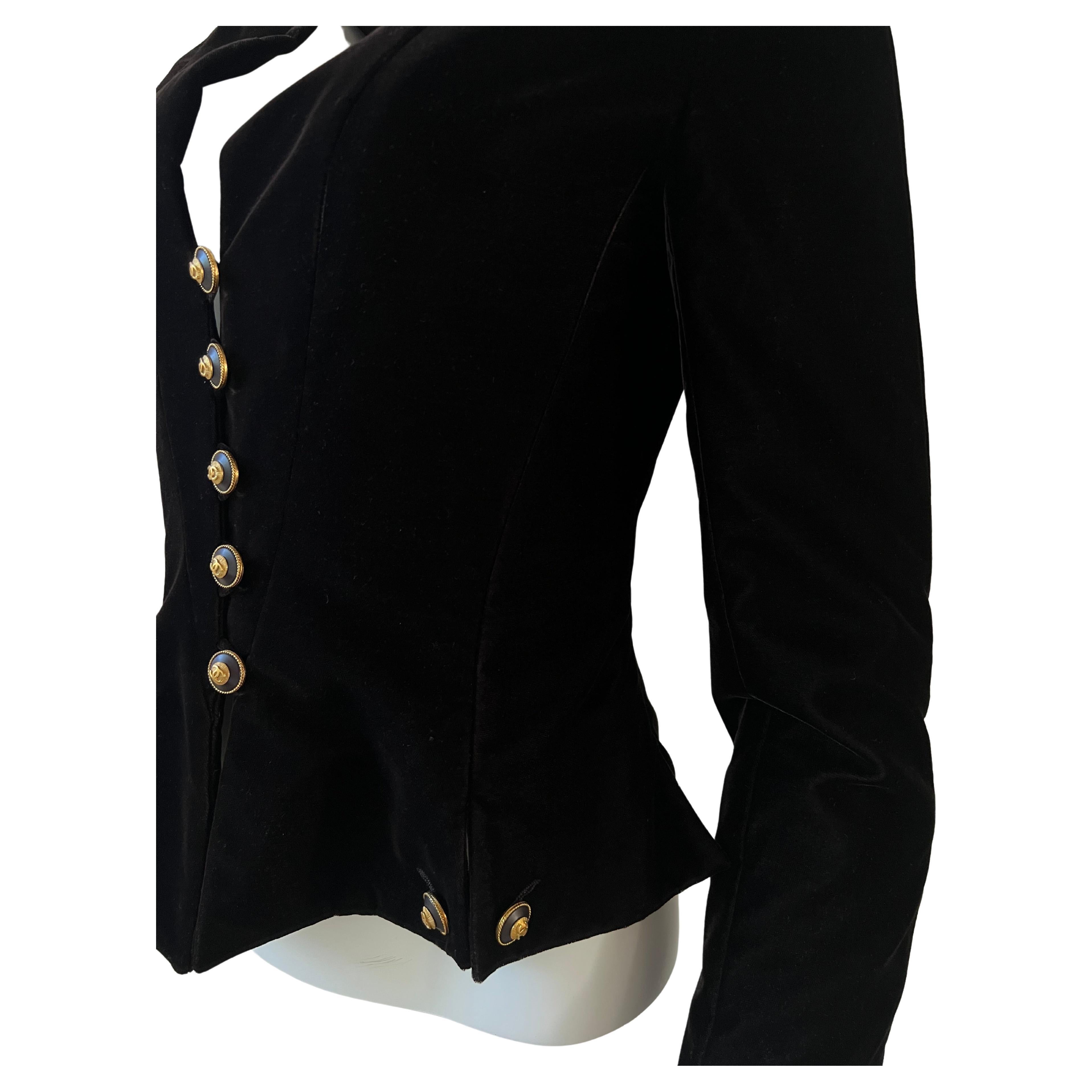 Vintage chanel jackets for sale deals